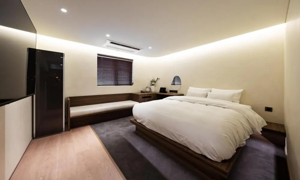 Standard King Room in Jamsil Orosie Tourist Hotel