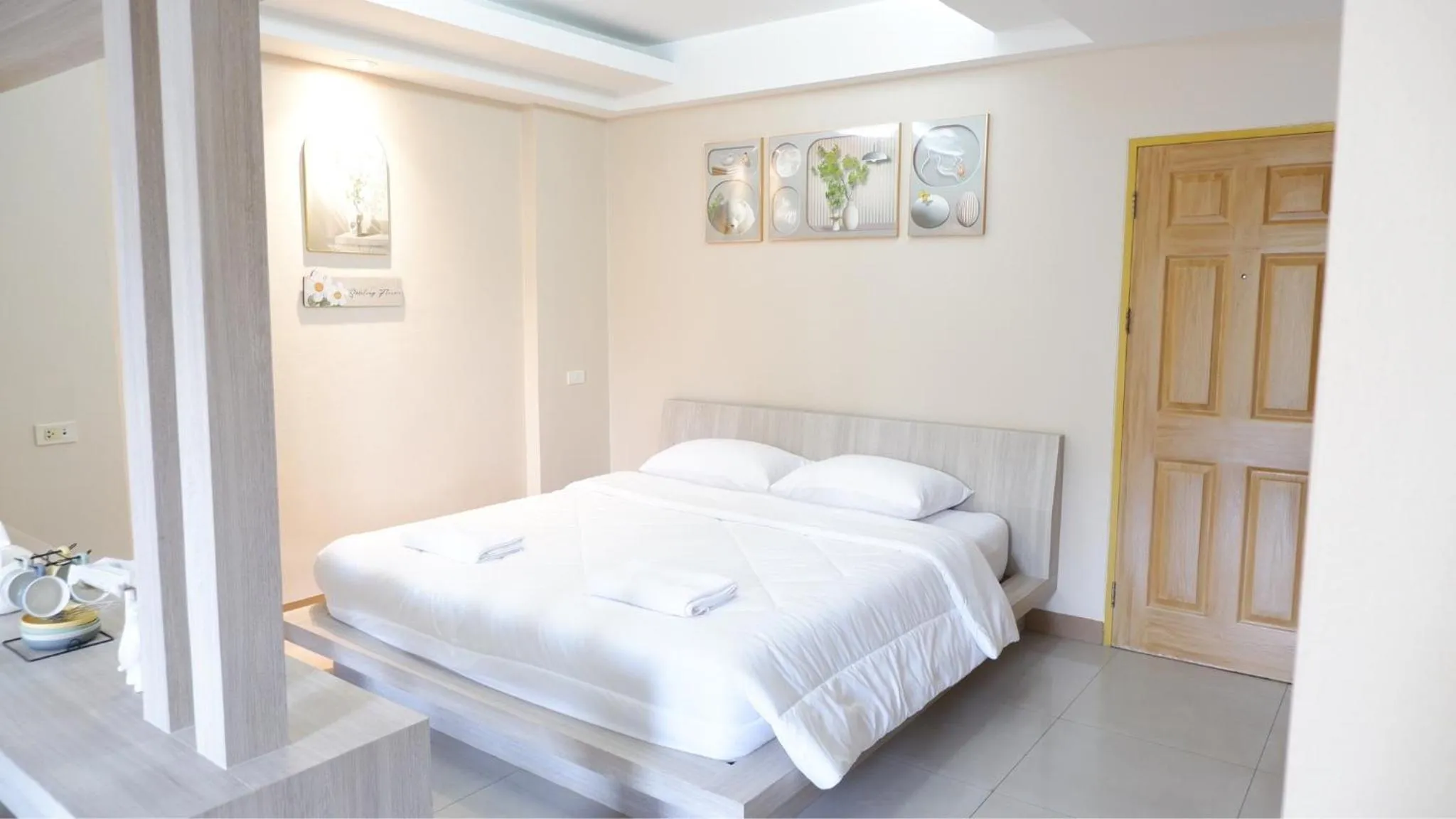 Standard Quadruple Room in Shi-ro-i Poshtel