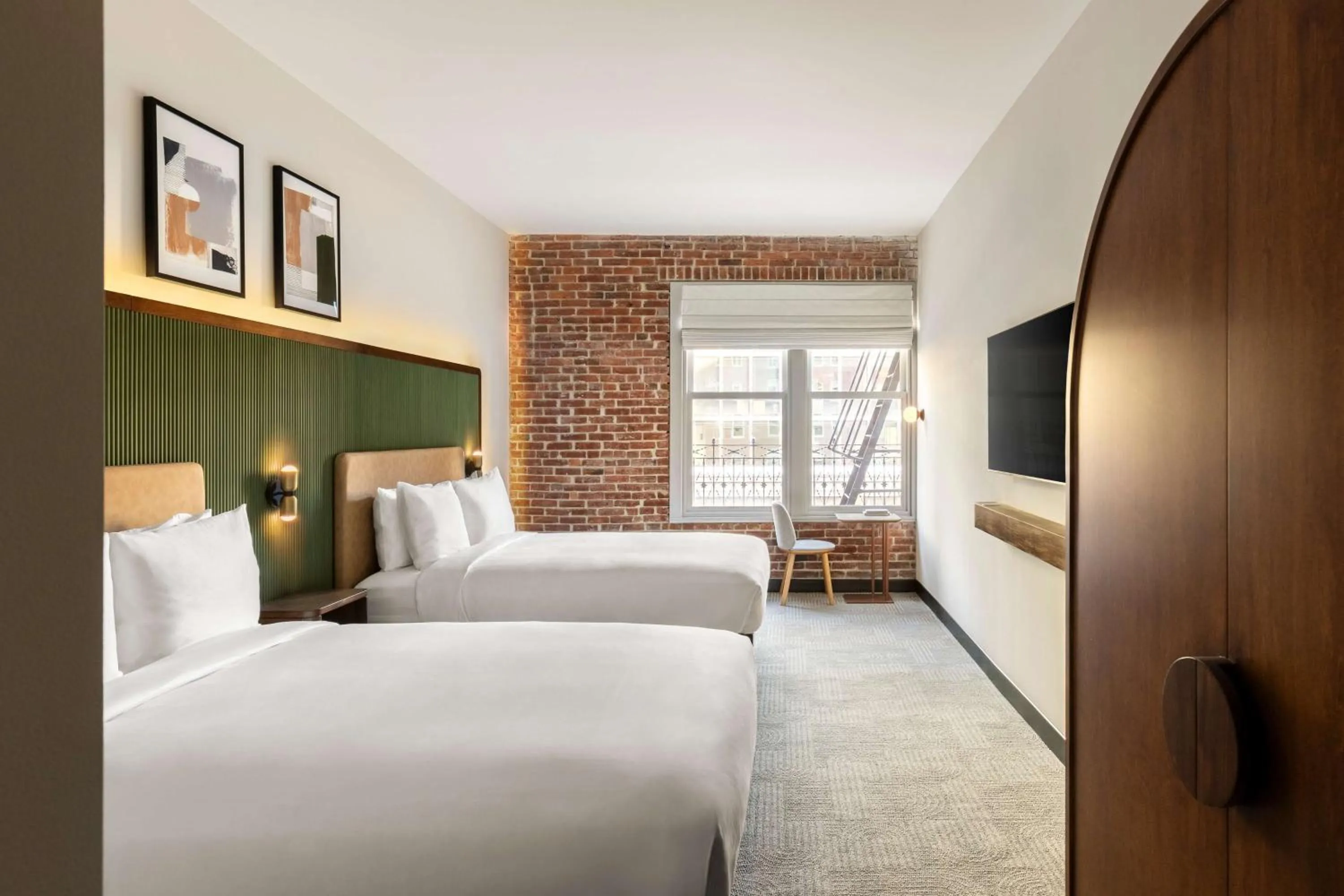 Double Room - Disability Access in Arlo Washington DC