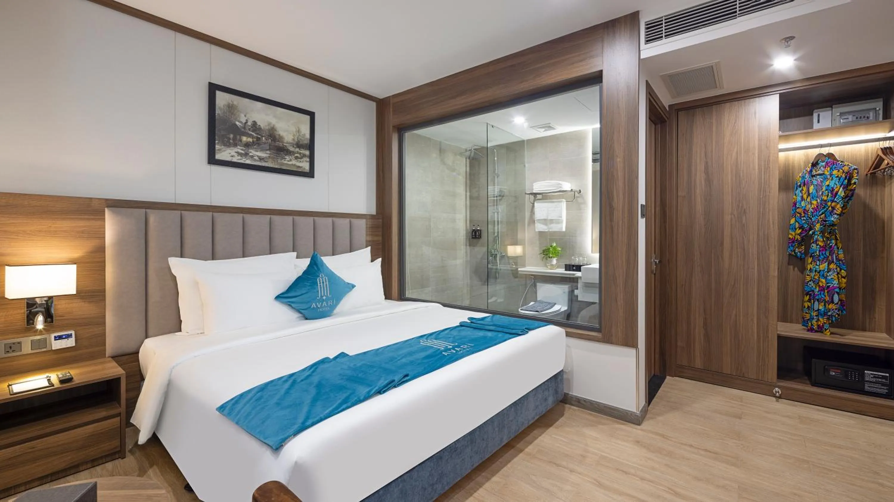 Double or Twin Room with Balcony - single occupancy in Avari Hotel