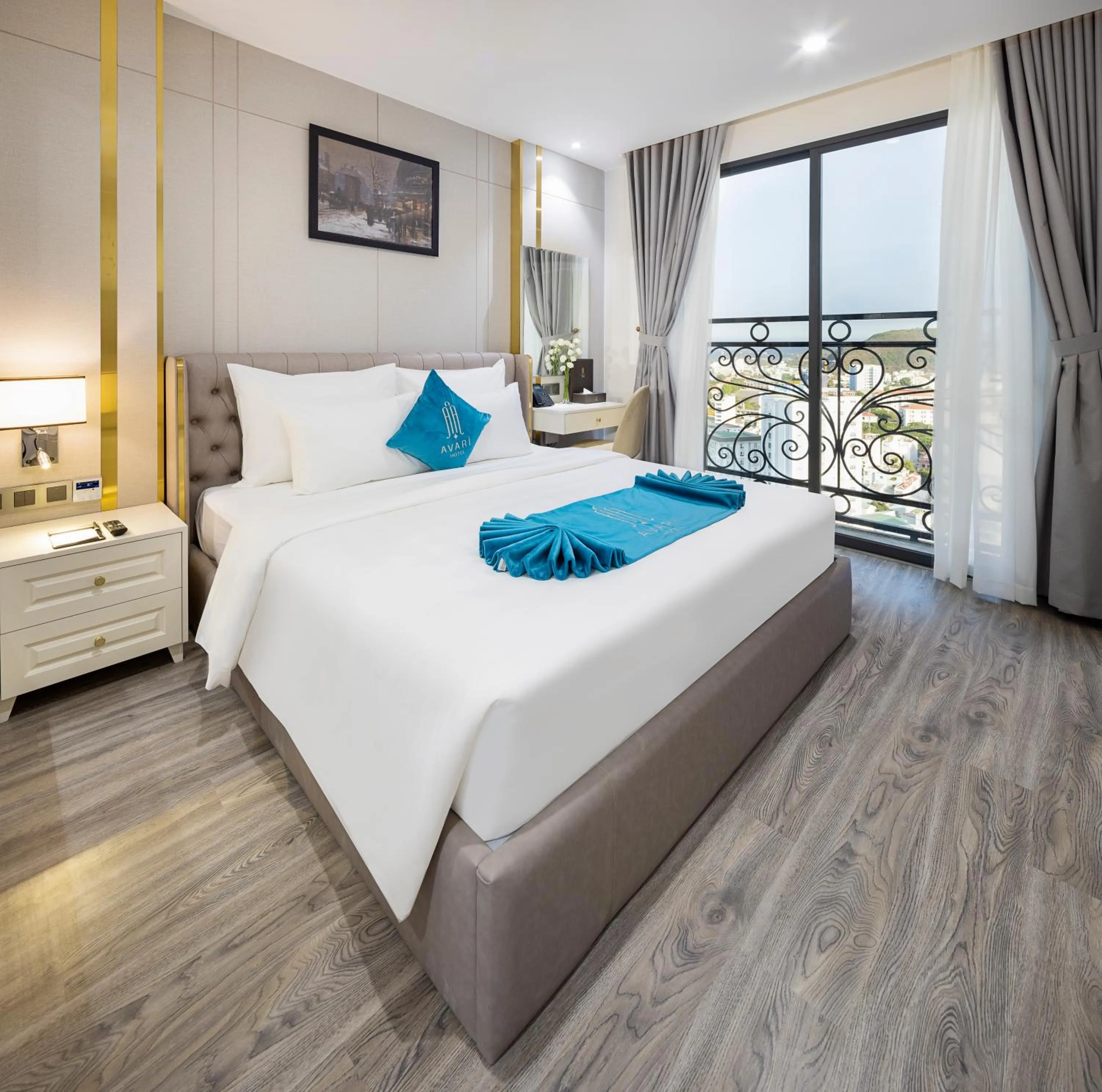 Suite with Sea View in Avari Hotel