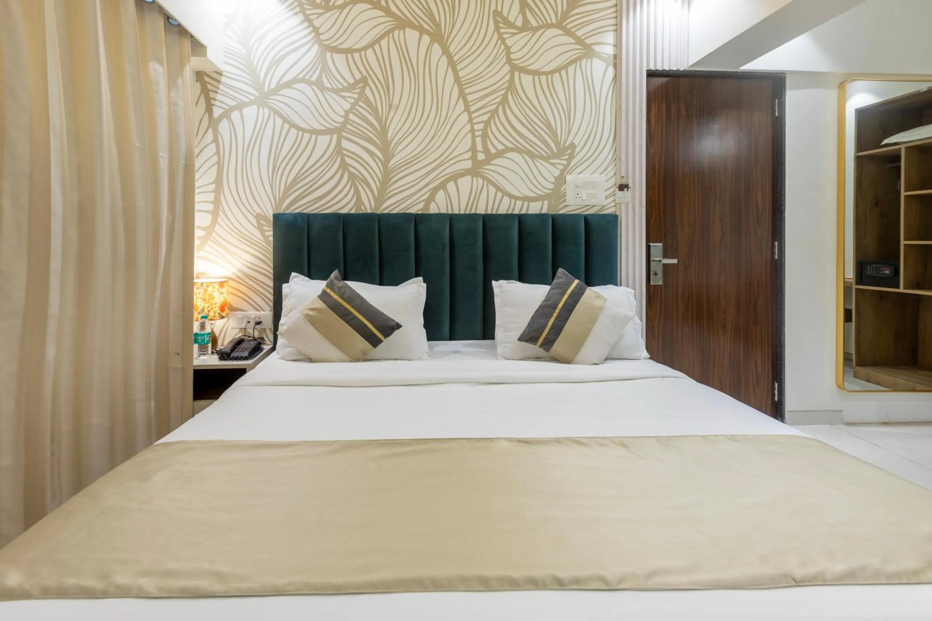 Superior Double Room in The Orion Premium Suites