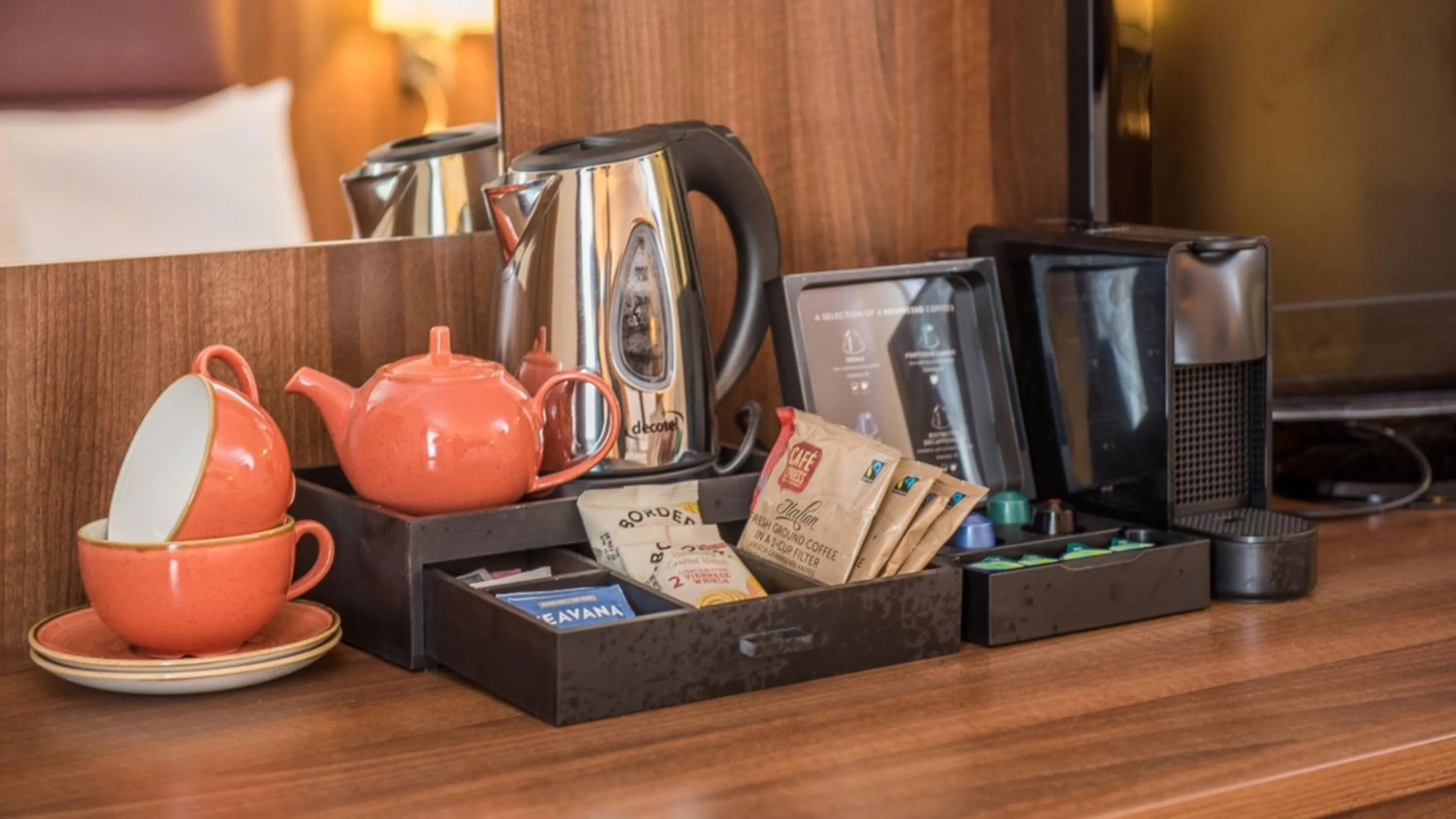 Standard Room with Two Single Beds in Holiday Inn Milton Keynes East M1 Junc 14 by IHG