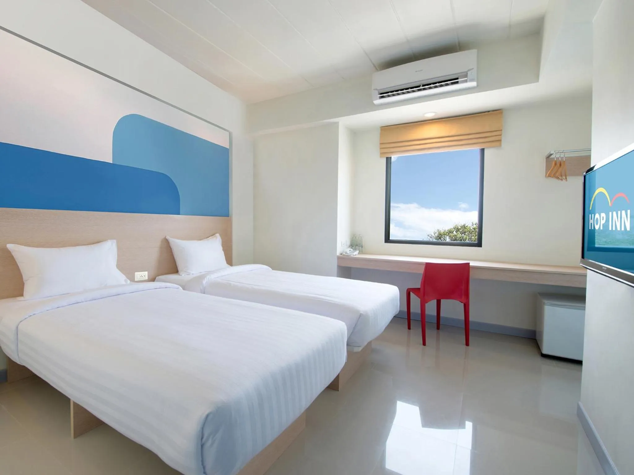 Standard Twin Room in HOP INN Udonthani