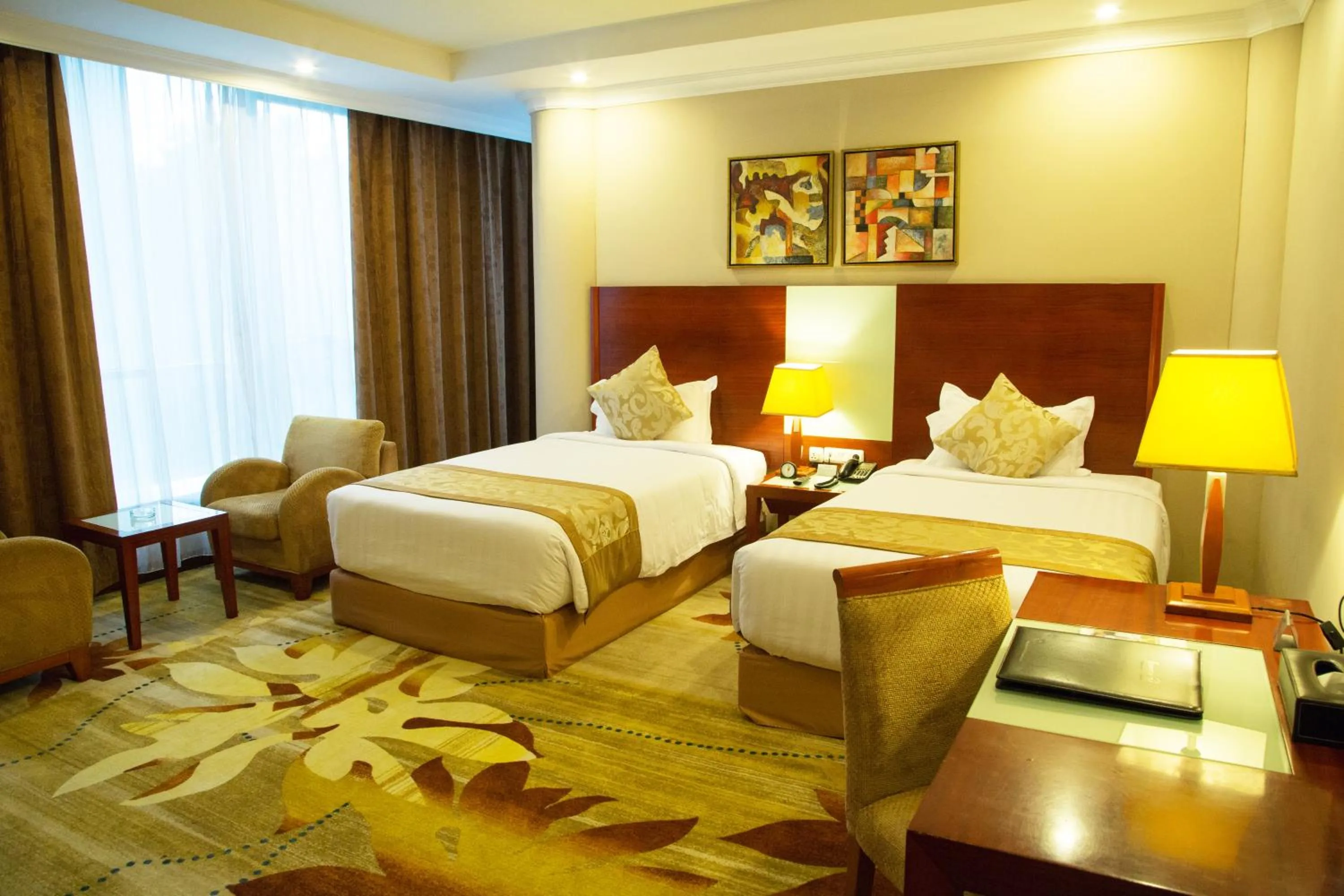 Twin Room in Jupiter International Hotel - Cazanchis