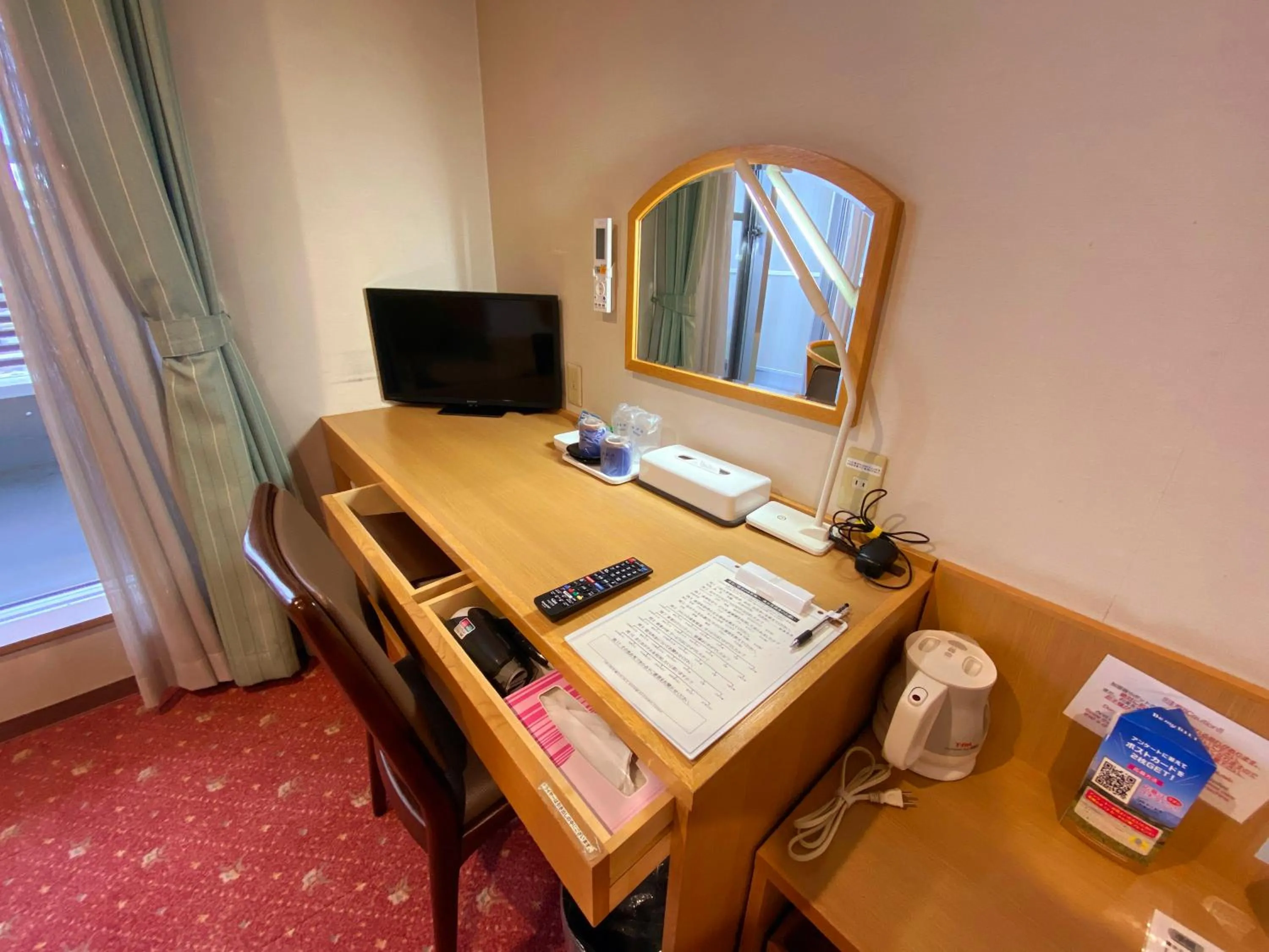 Standard Room - single occupancy - Non-Smoking in Hotel Lavenir