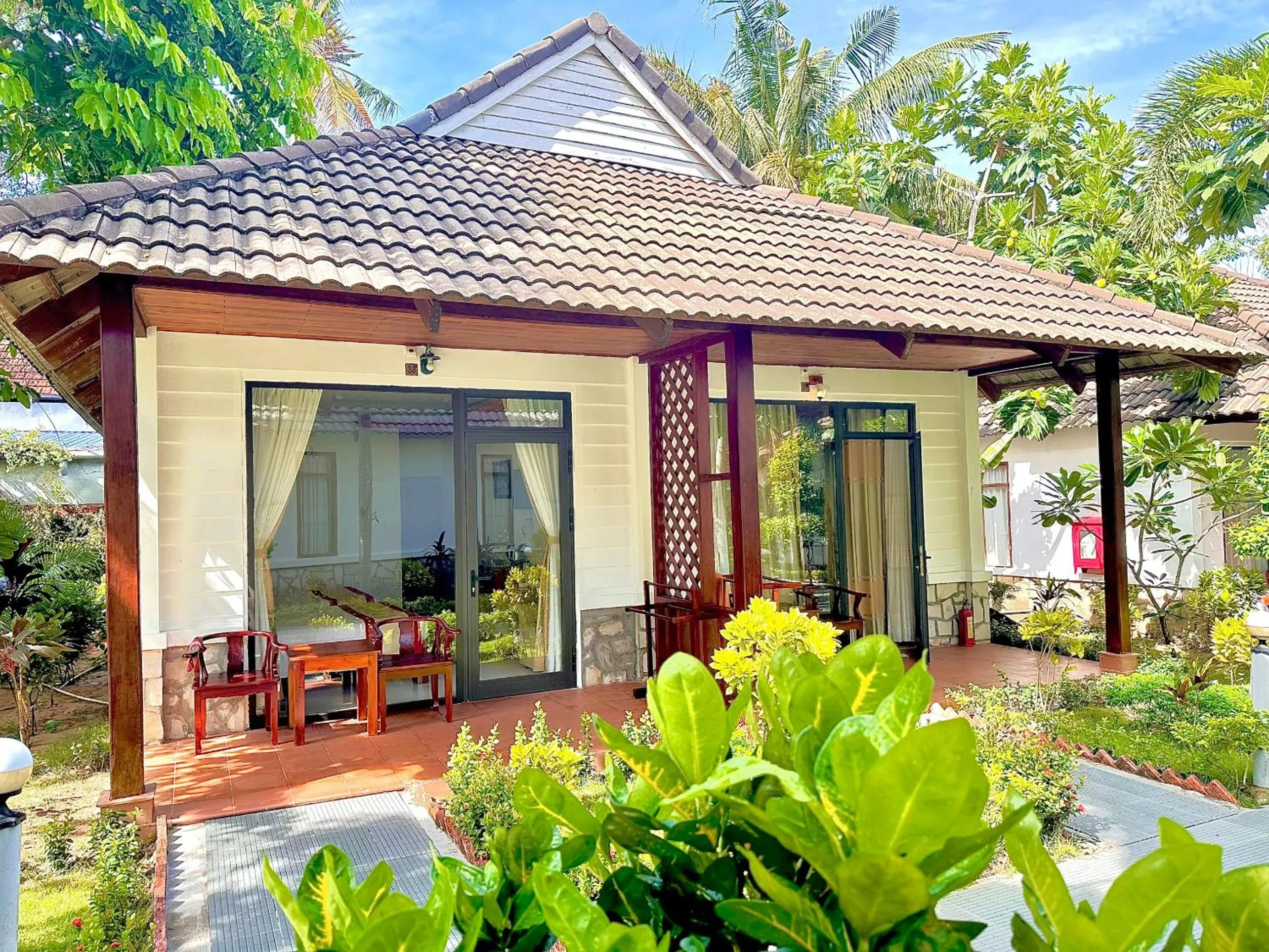 Deluxe Bungalow with Garden View in Orange Resort