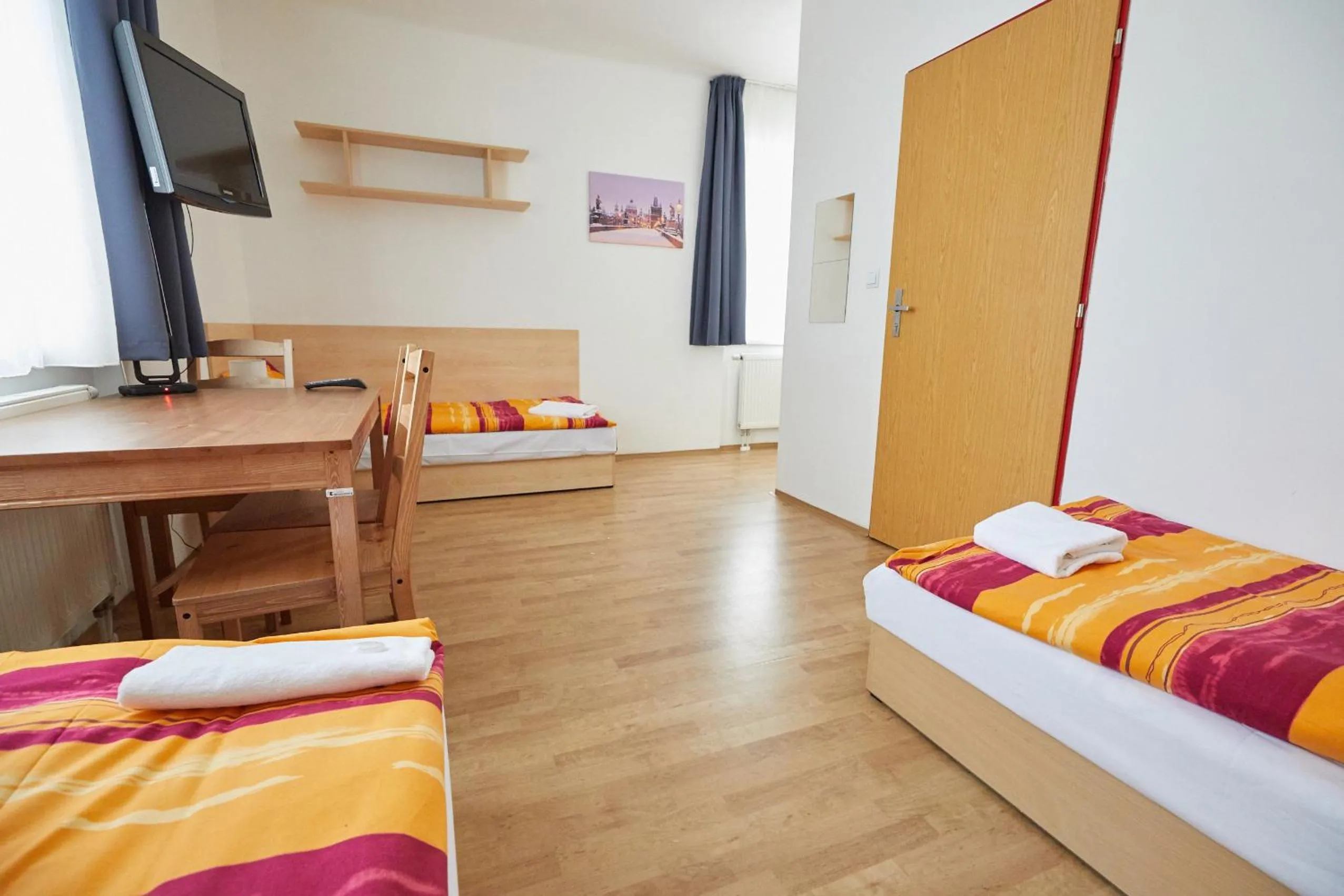 Triple Room in University Hotel