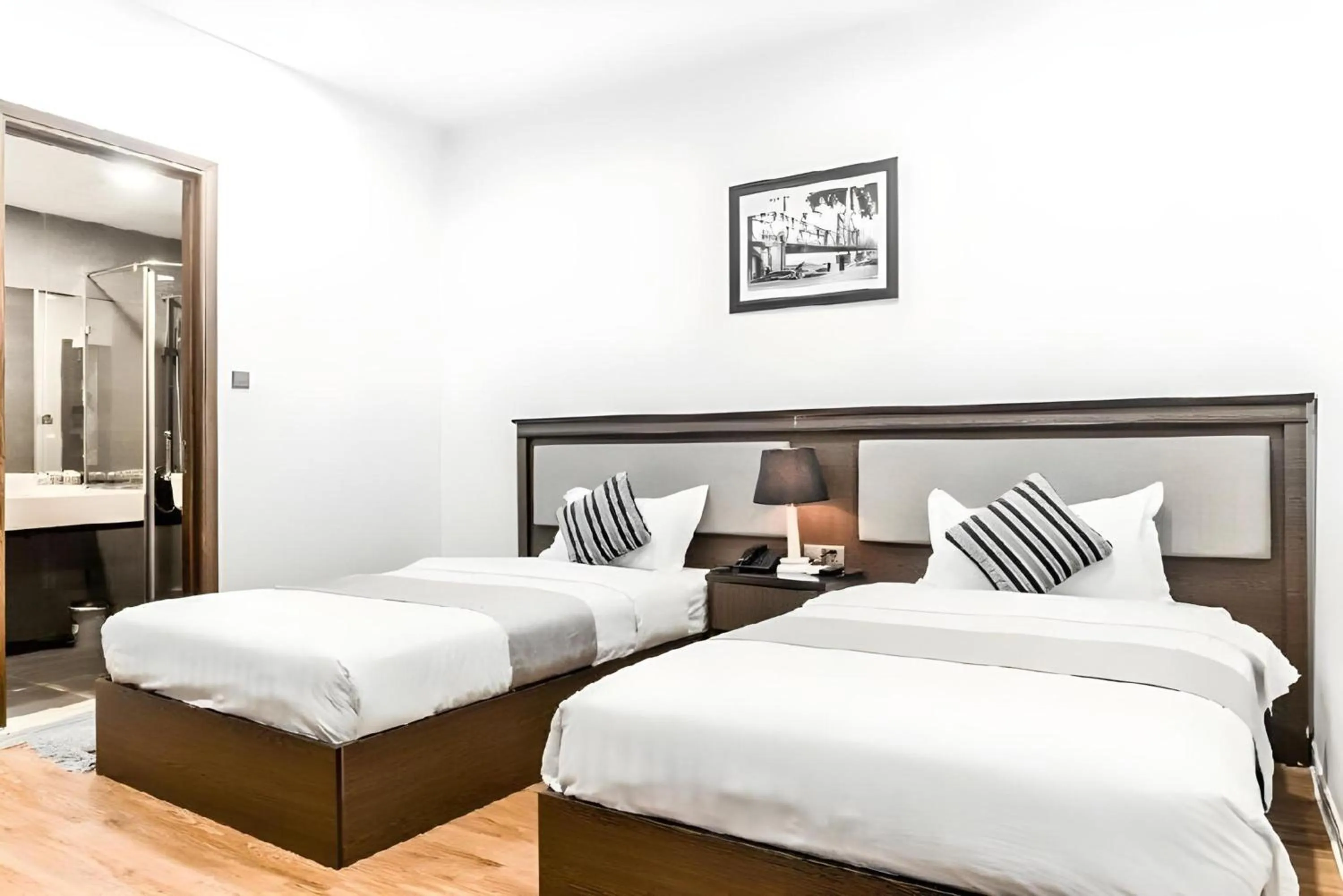 Standard Double Room in Collection O Le Grand Hanoi hotel - The Tryst