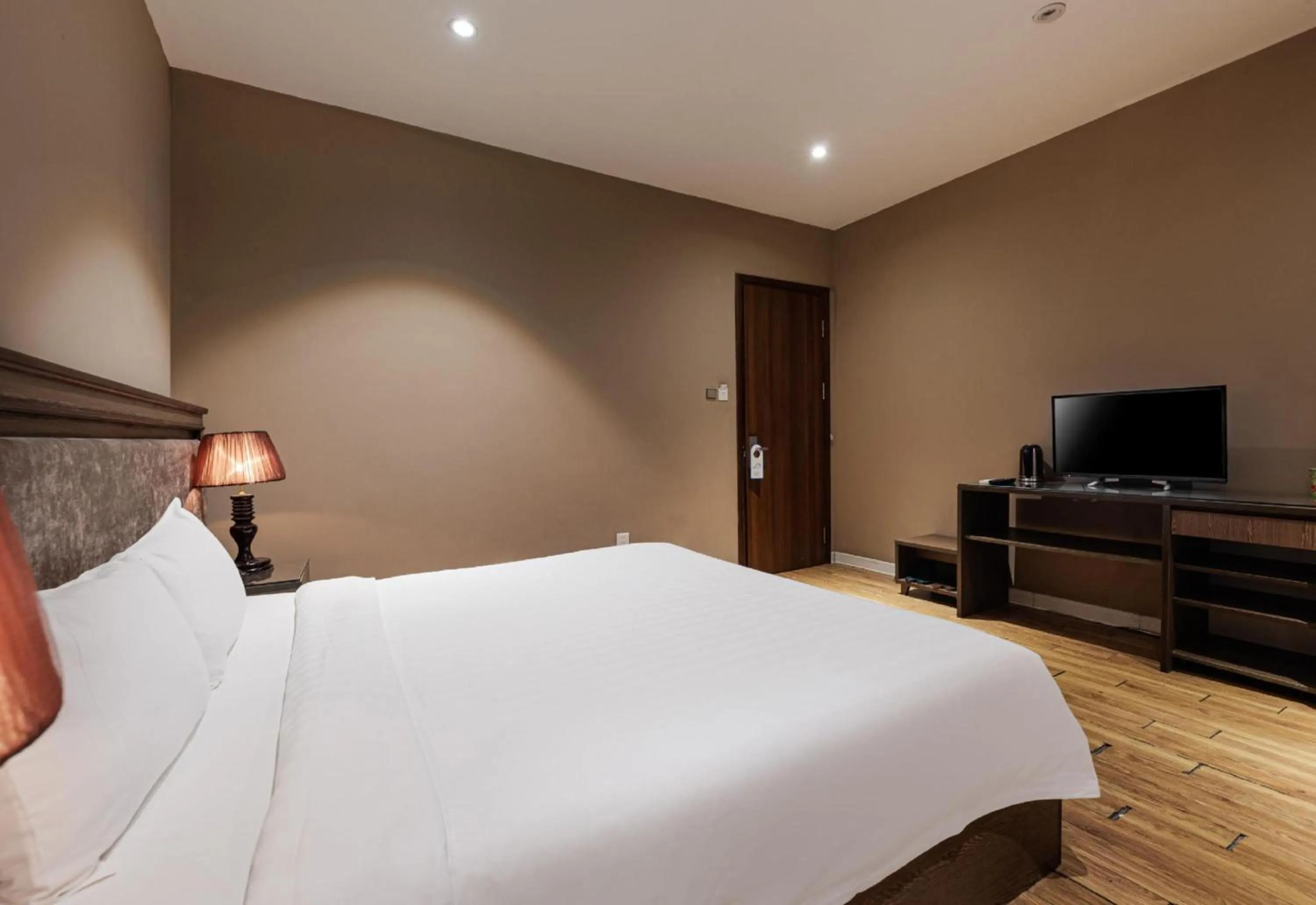 Superior Double Room in Collection O Le Grand Hanoi hotel - The Tryst