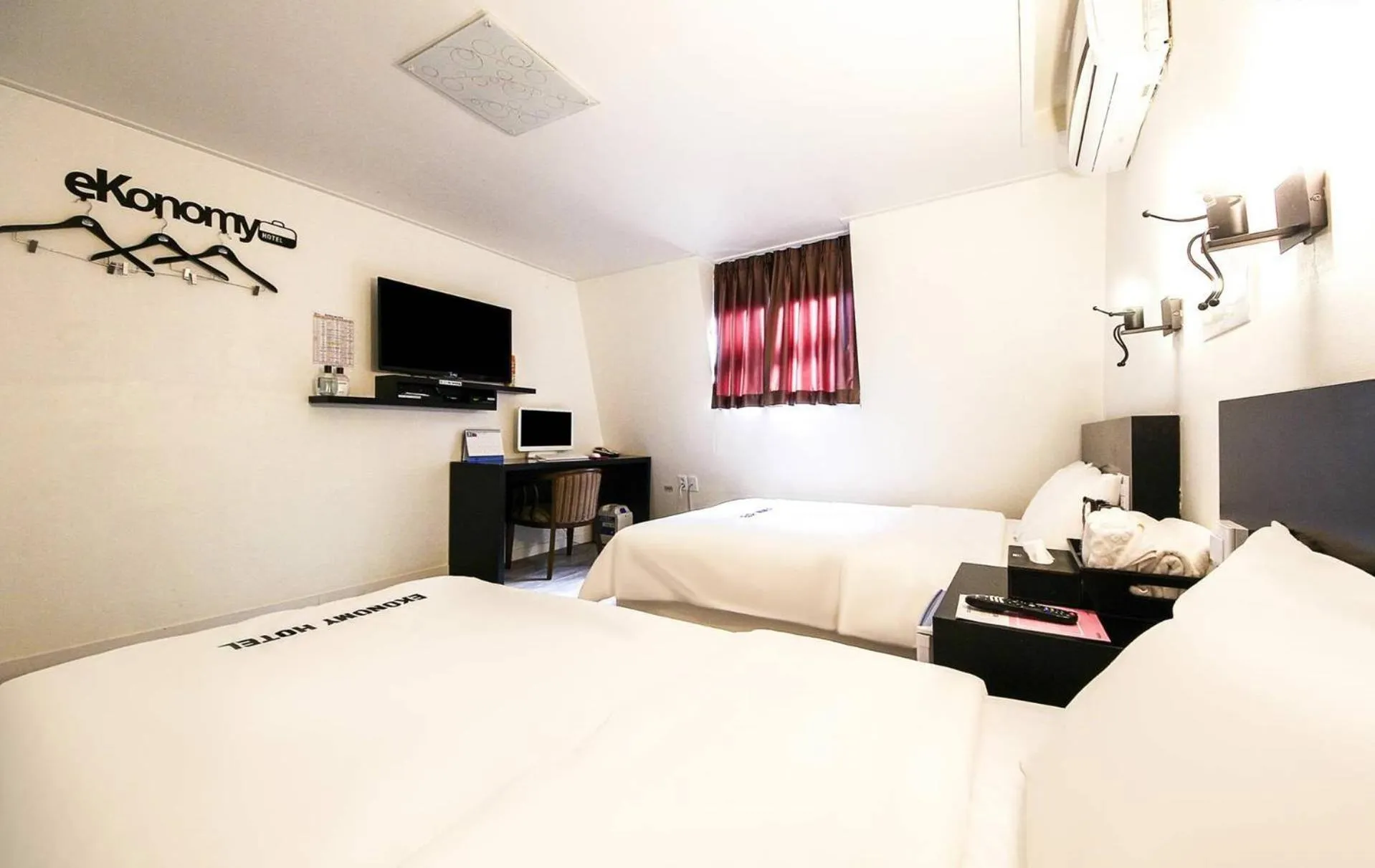 Deluxe Triple Room in Ekonomy Hotel Incheon