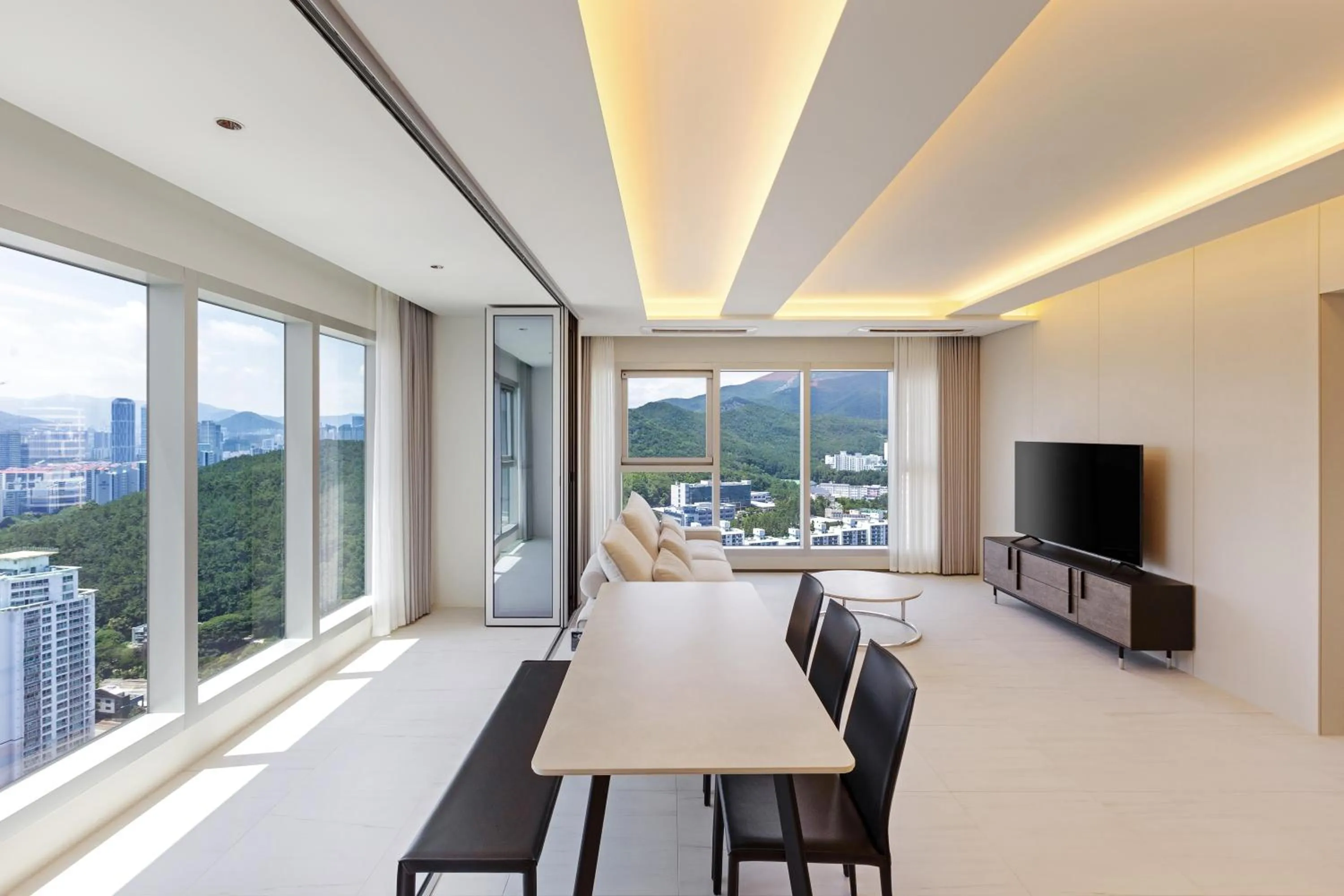 Panorama Suite Partial Ocean View in NewCZ Haeundae Residence