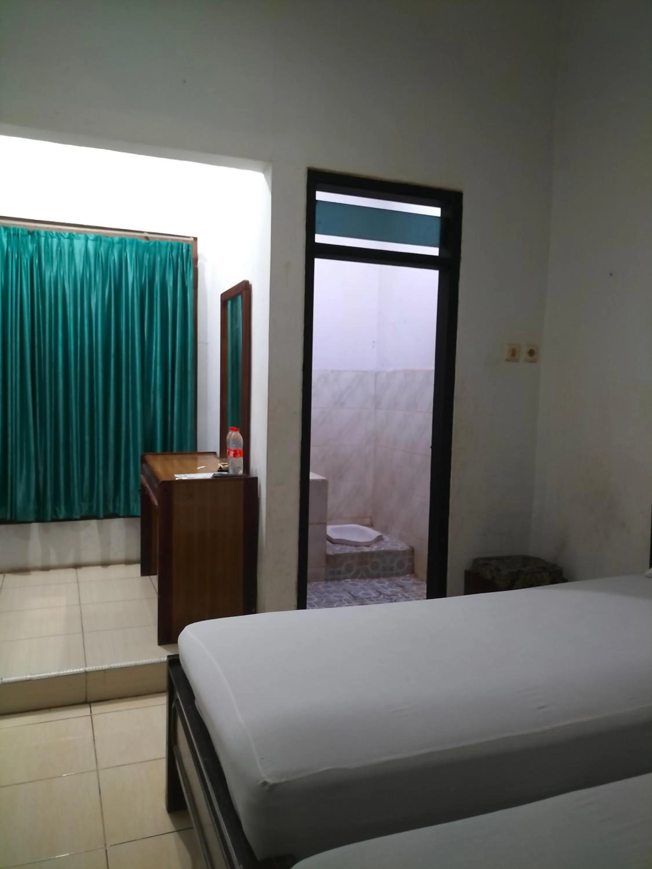 Standard Double or Twin Room in Hotel Kudus Permata