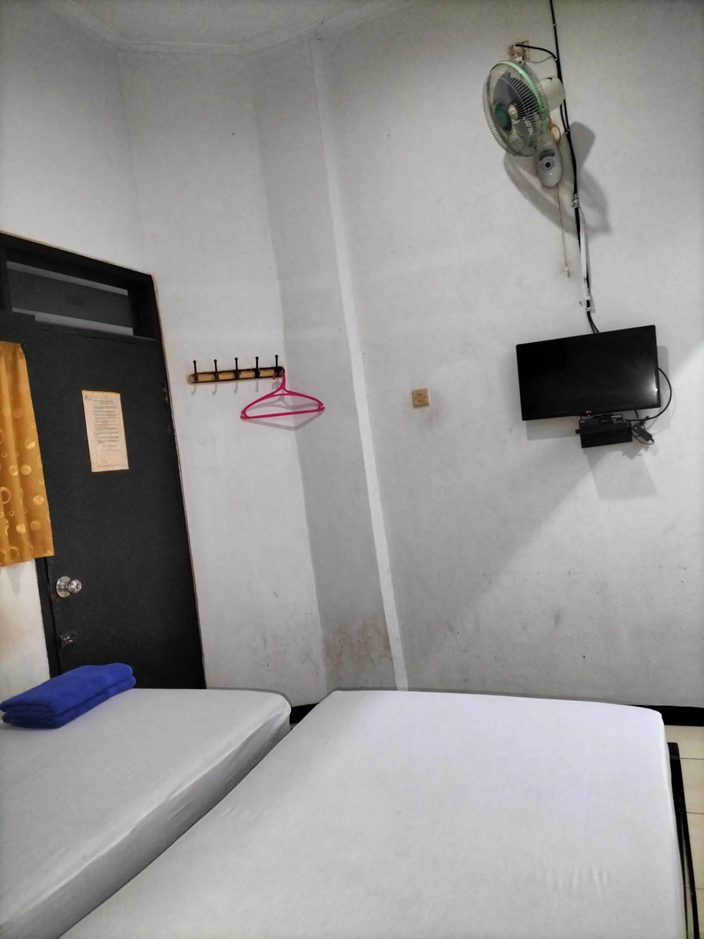 Budget Double or Twin Room in Hotel Kudus Permata