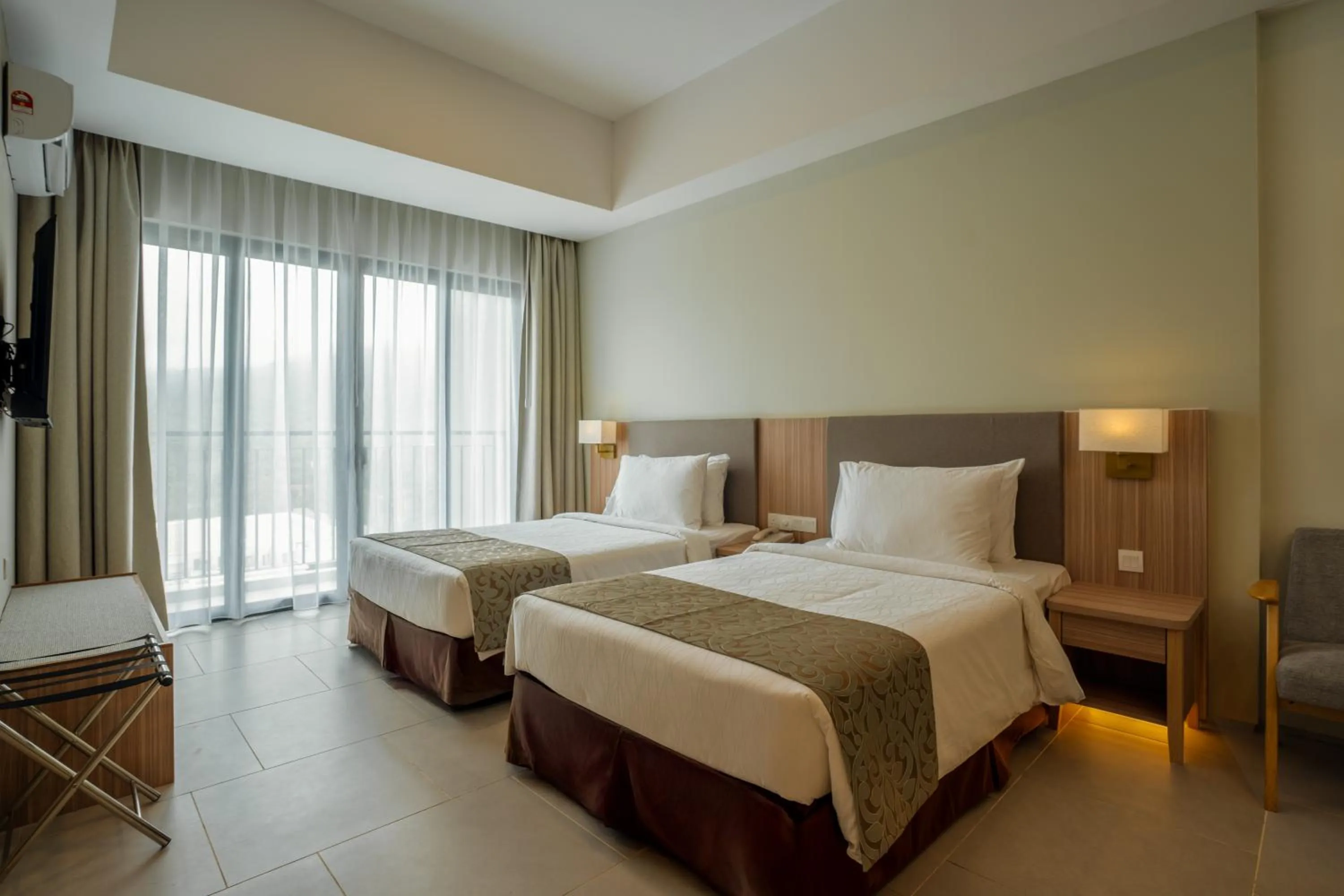 Studio Suite Twin in Zenith Suites Cameron