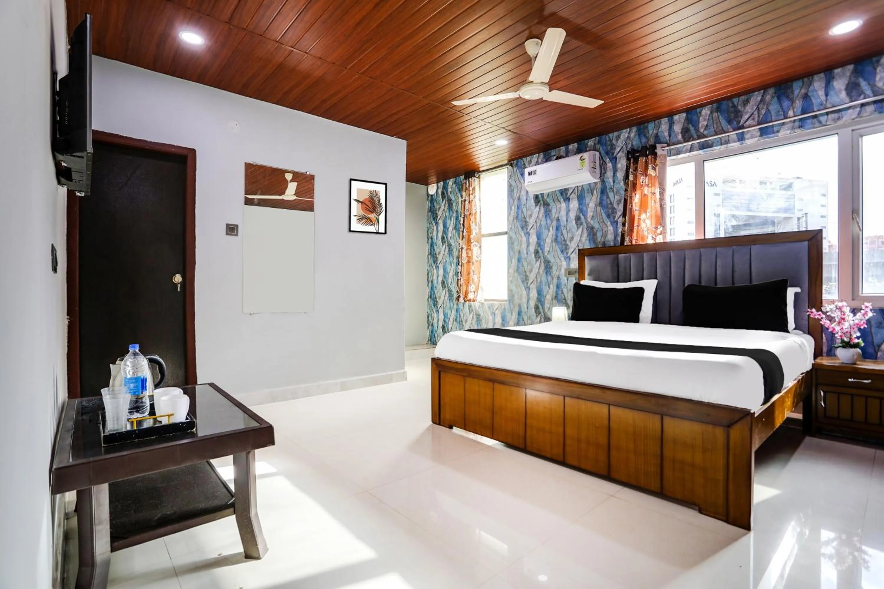 Classic Triple Room - single occupancy in Super Hotel O Madhapur VIP Hills