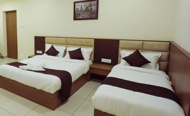 Triple Room with City View in JKInn