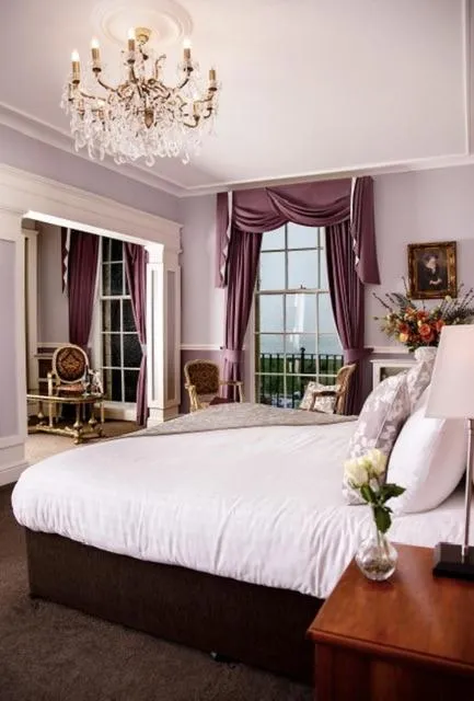 Sea View Luxury Double  in The Bulkeley Hotel