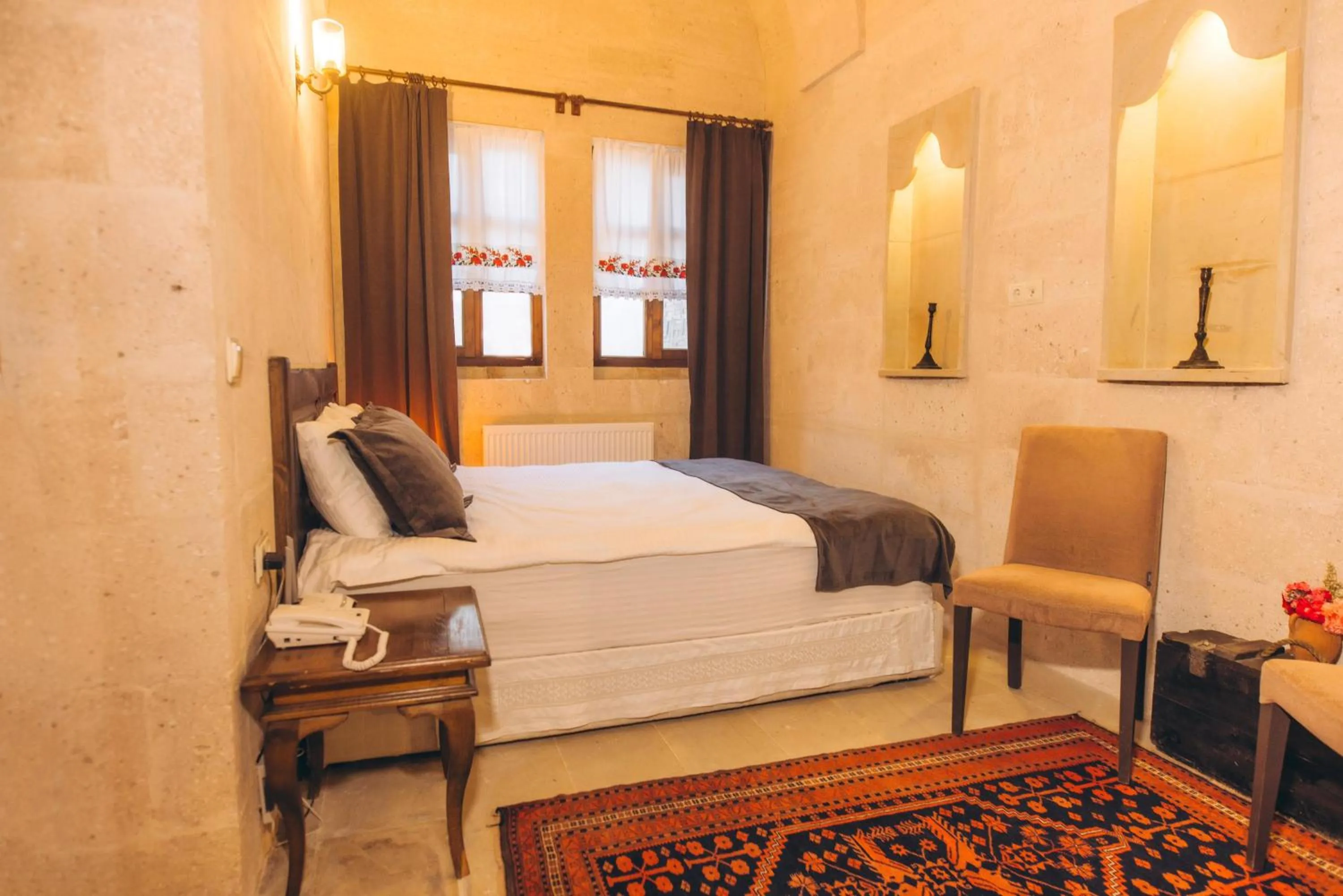Deluxe Double Room with Bath in Solin Cave Cappadocia