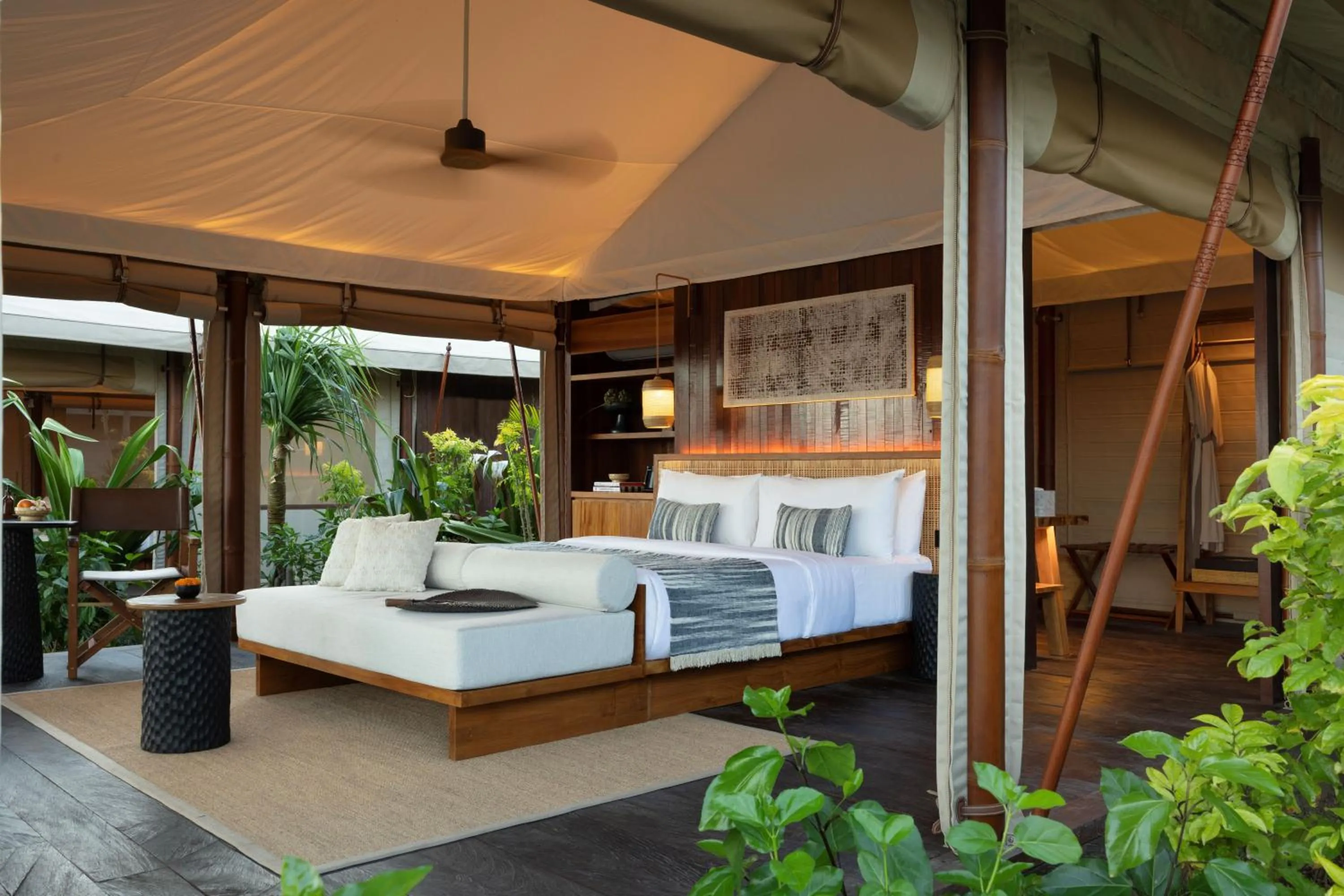 Deluxe Suite  in ARNA Suites and Ocean Lounge