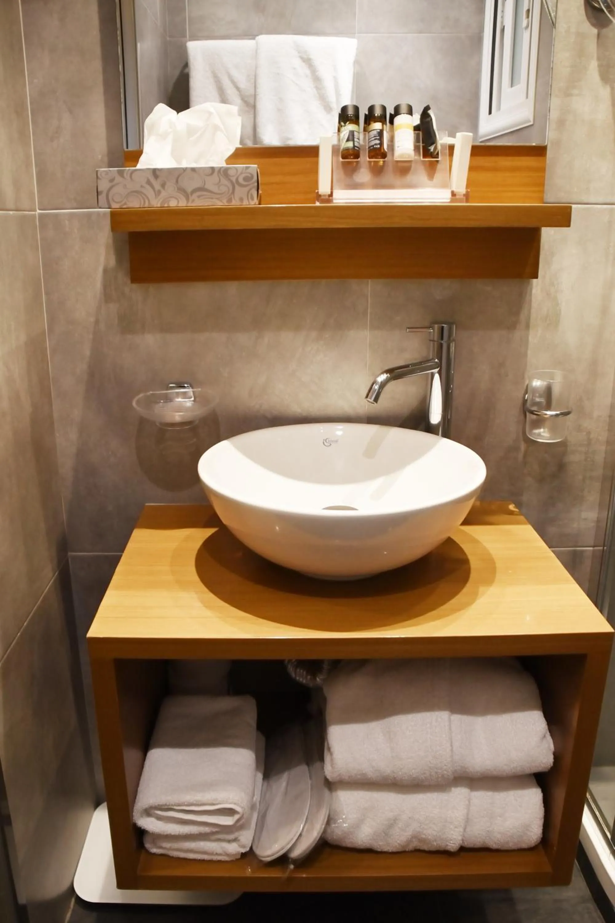 Double or Twin Room in Adrian Hotel