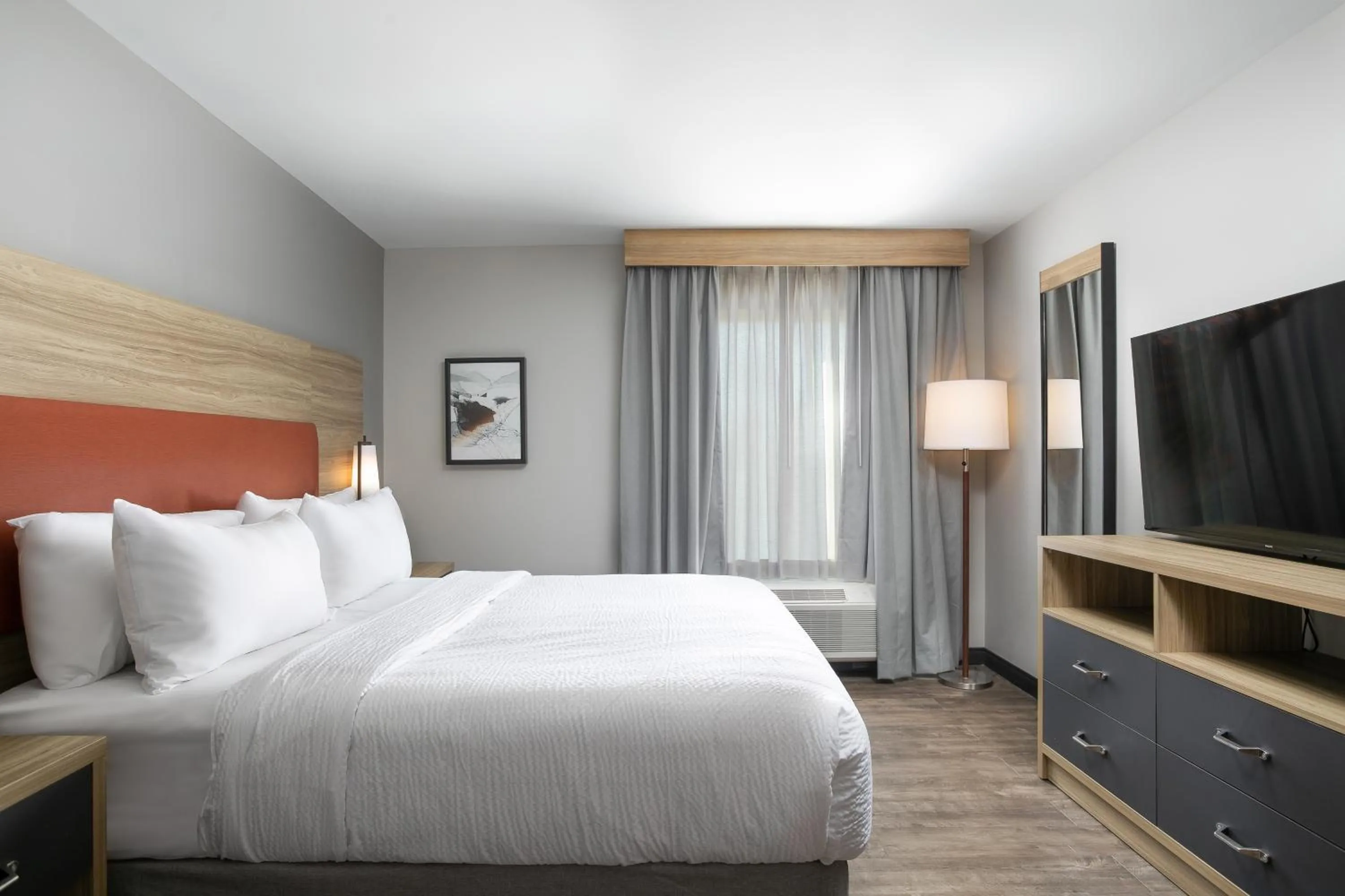 One-Bedroom King Suite in Candlewood Suites Chattanooga Hamilton Place by IHG