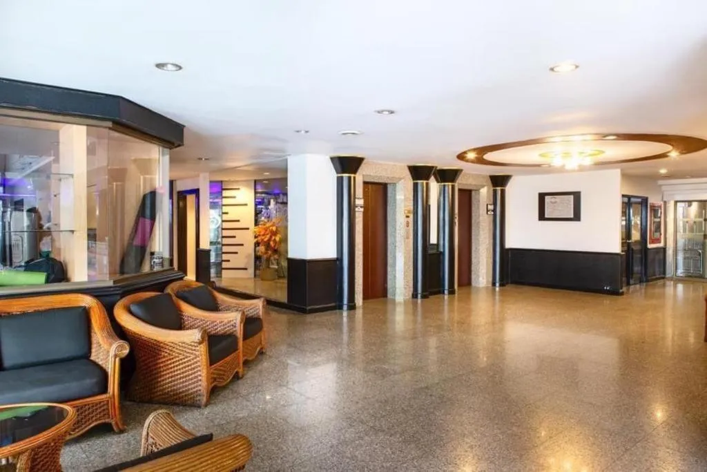 Town In Town Gardent Resort