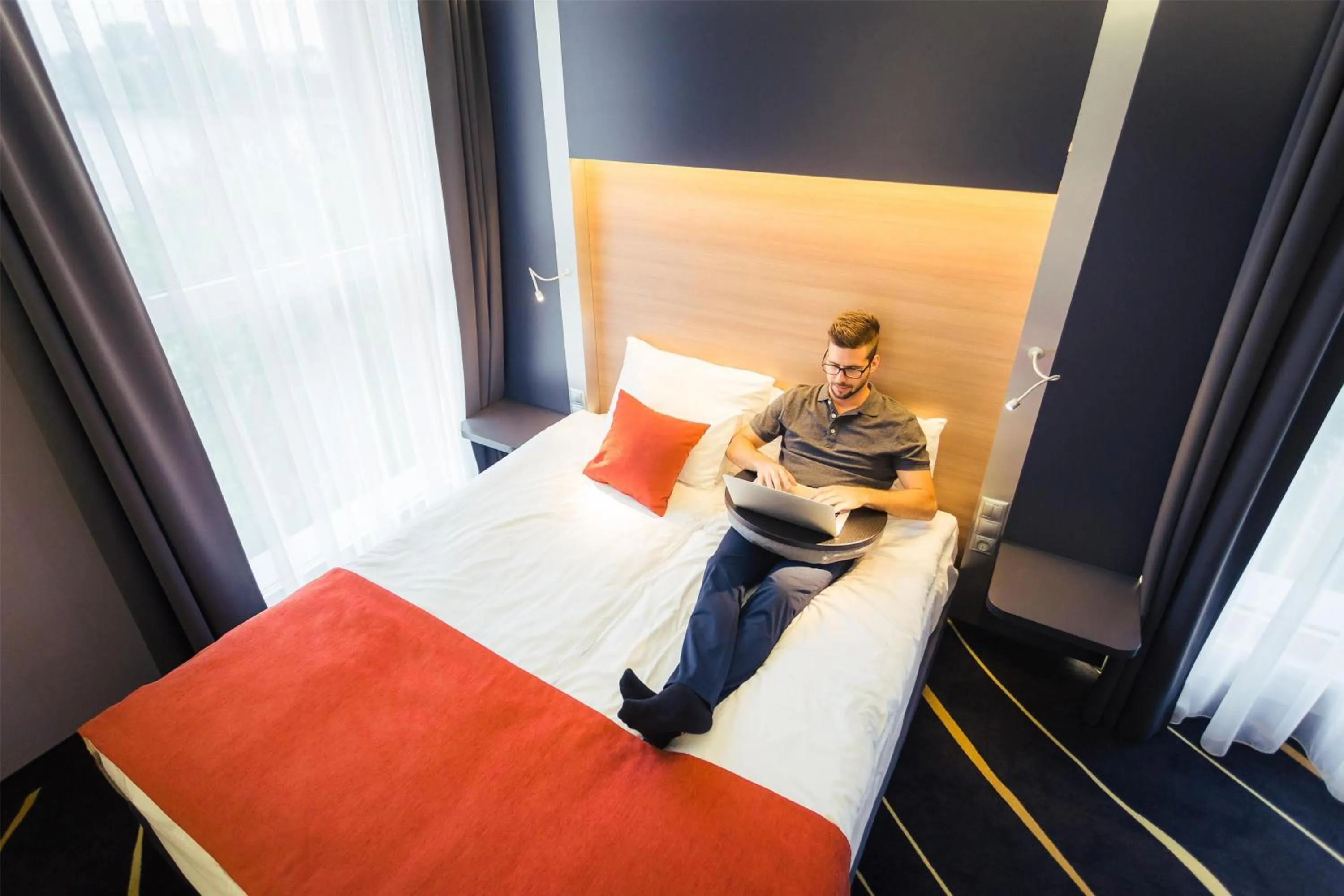 Twin Room with Two Single Beds - Non-Smoking in Best Western Plus Lakeside Hotel