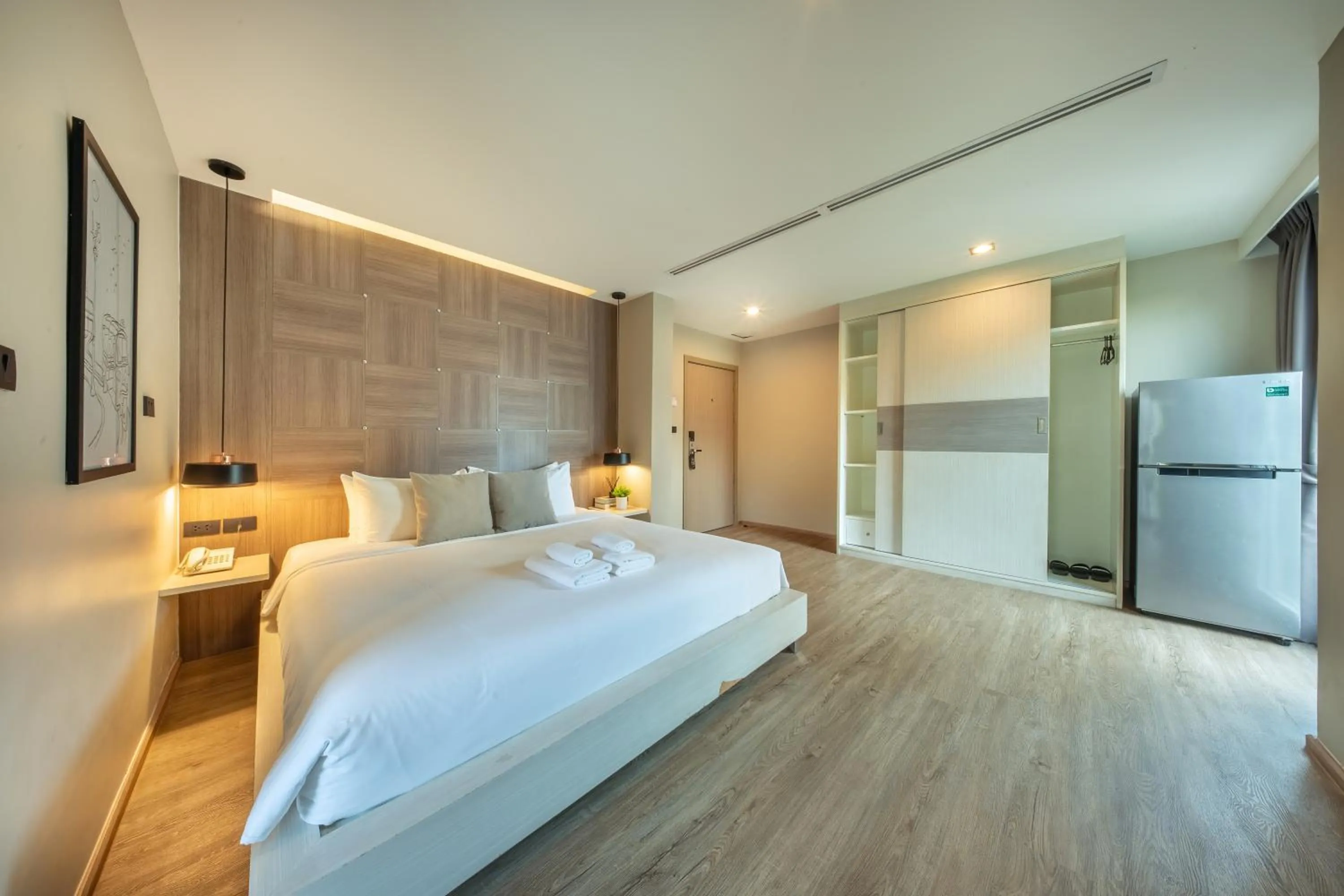 Superior Double Room in Ralph Poshtel Pratunam