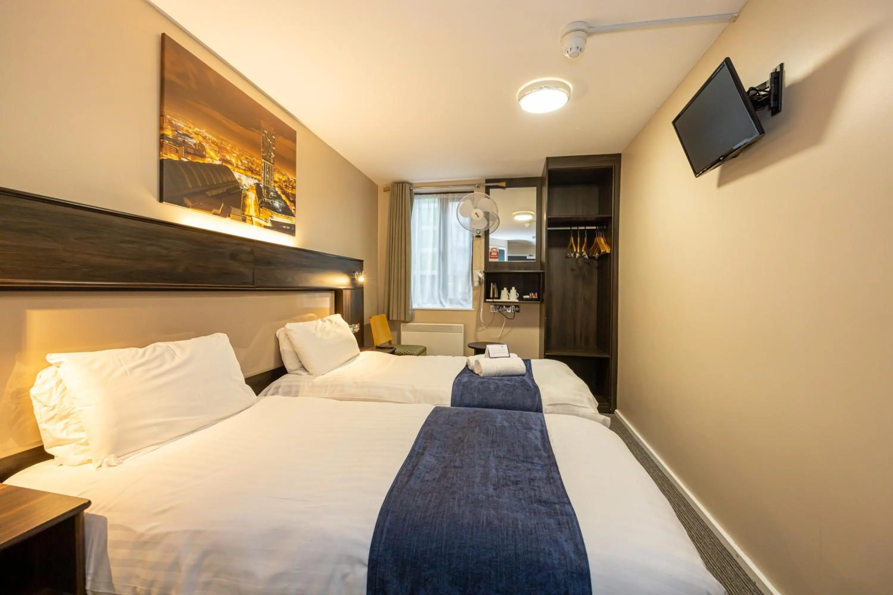 Twin Room in Stay Inn Manchester