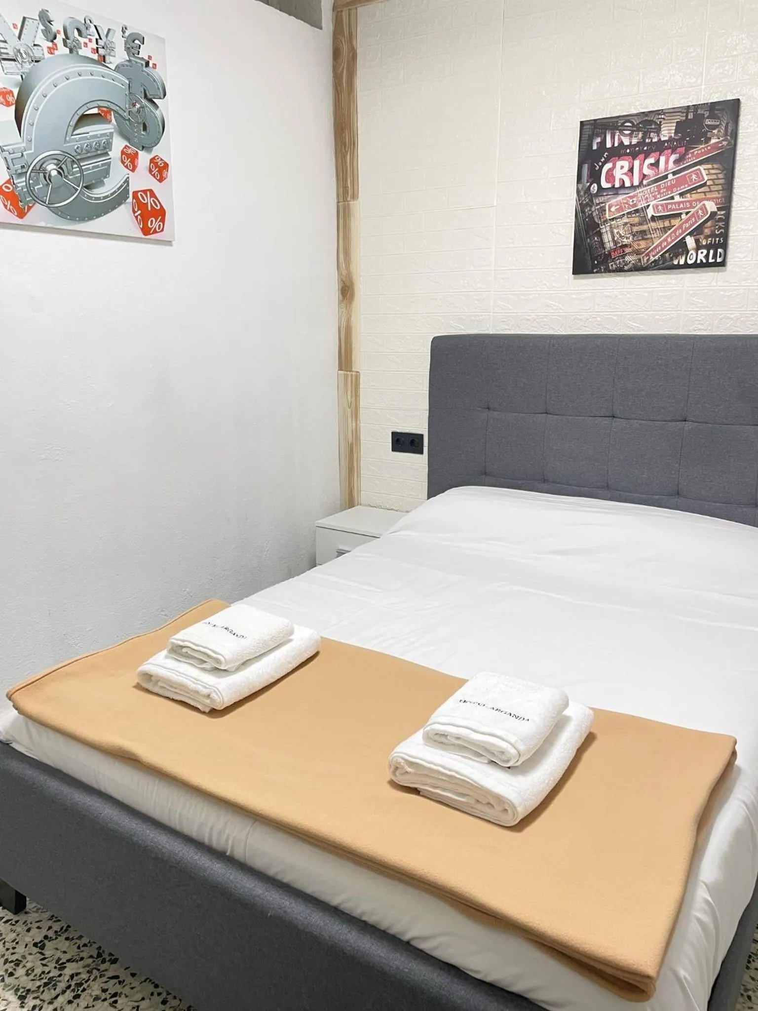 Economy Double Room in Hotel Arganda