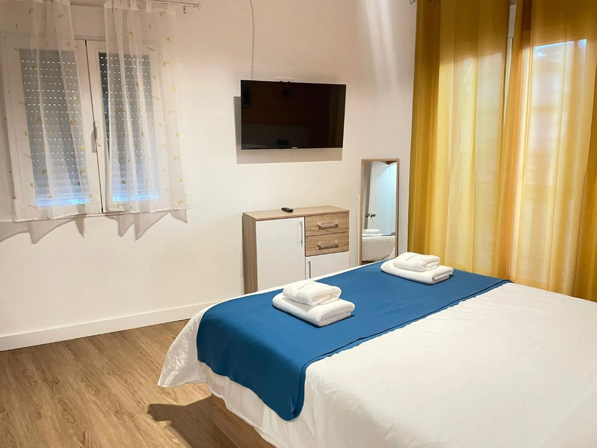 One-Bedroom Apartment with Balcony and City View in Hotel Arganda