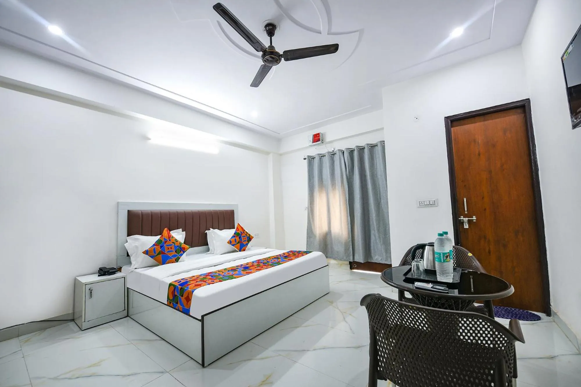 FabHotel The Yashobhumi Near Yashobhoomi Convention Centre