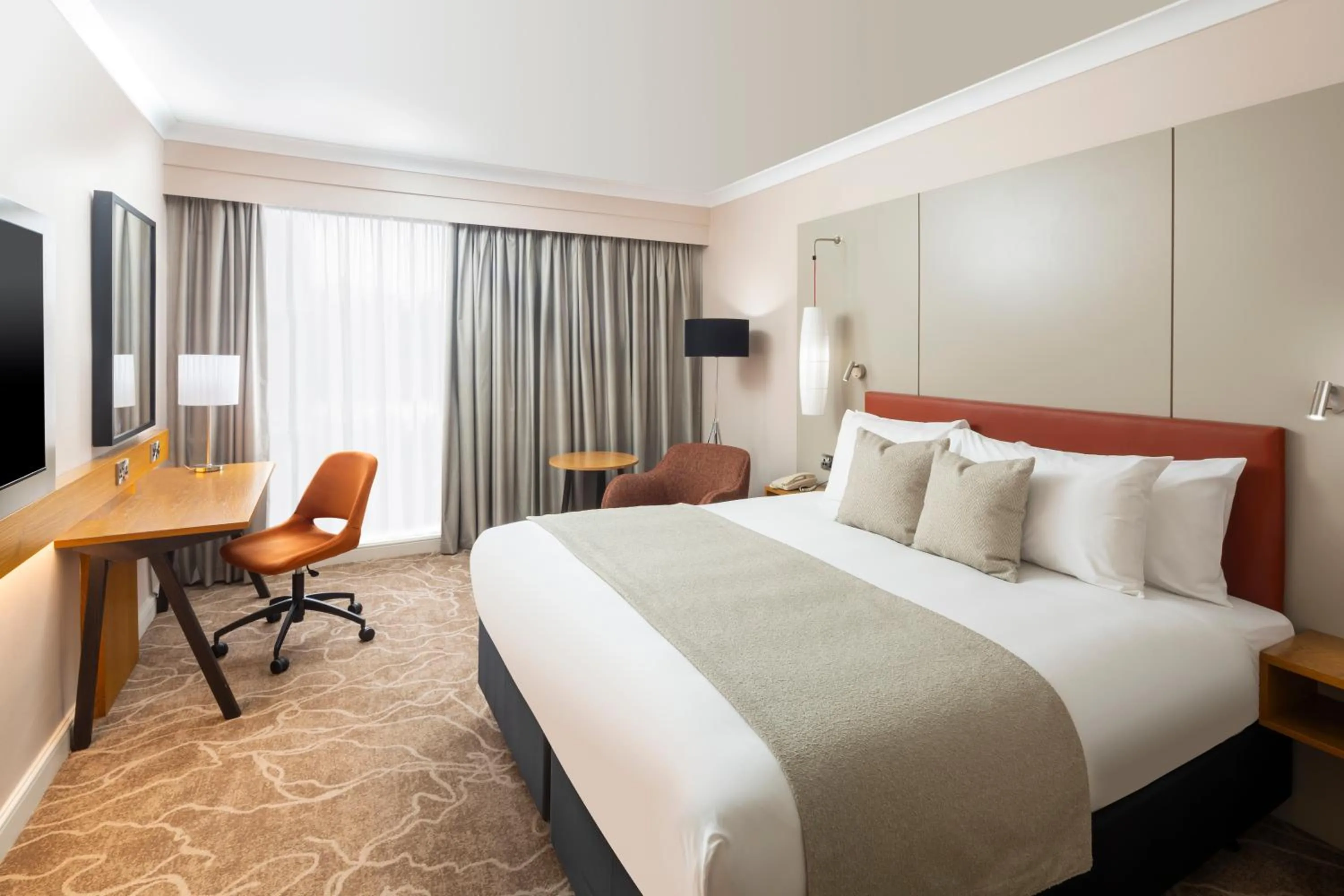 Premium King Room with Stratford View - Lounge Access in Crowne Plaza Stratford-upon-Avon by IHG