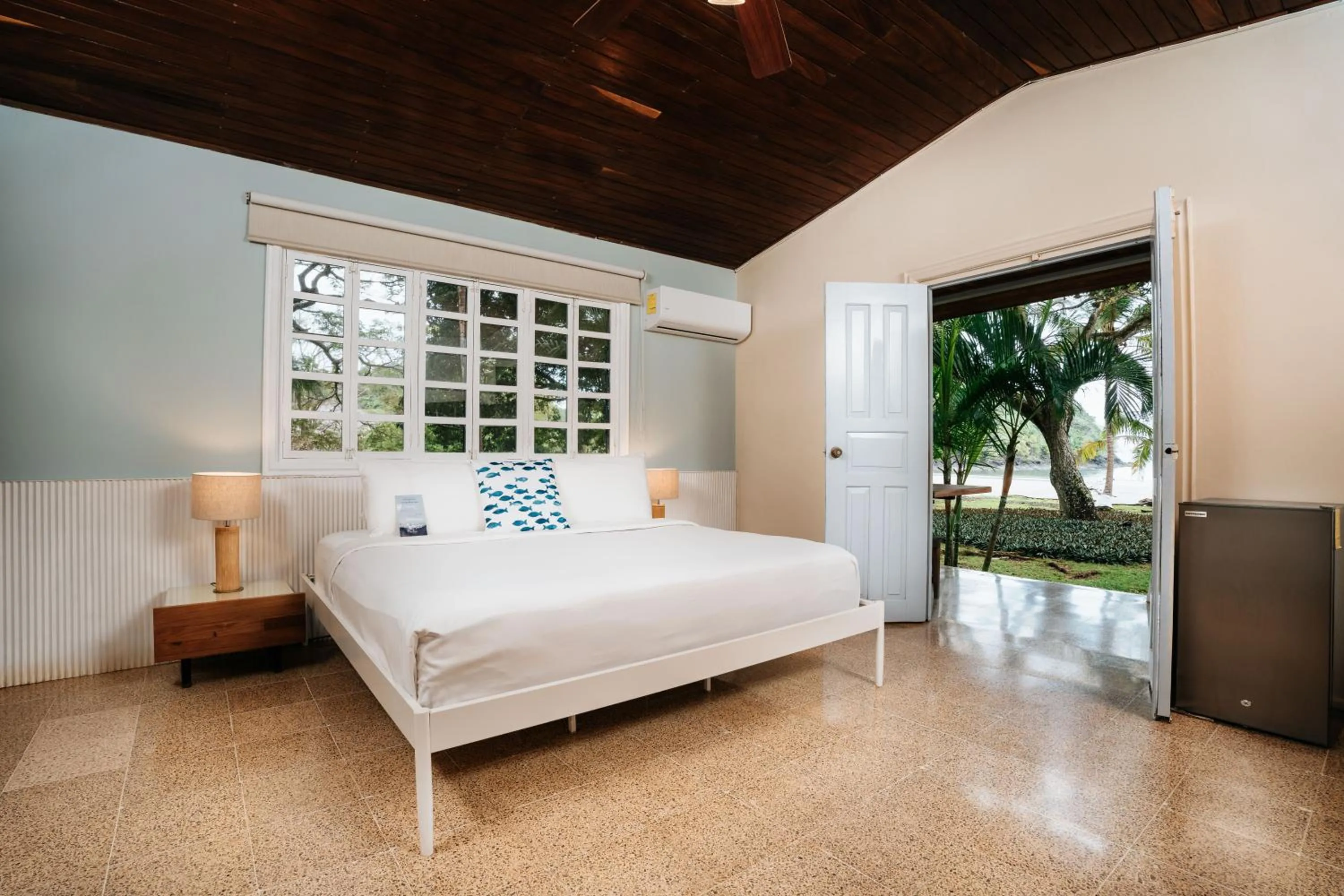 Ocean Garden Family Room in Villa Marina Lodge & Condos