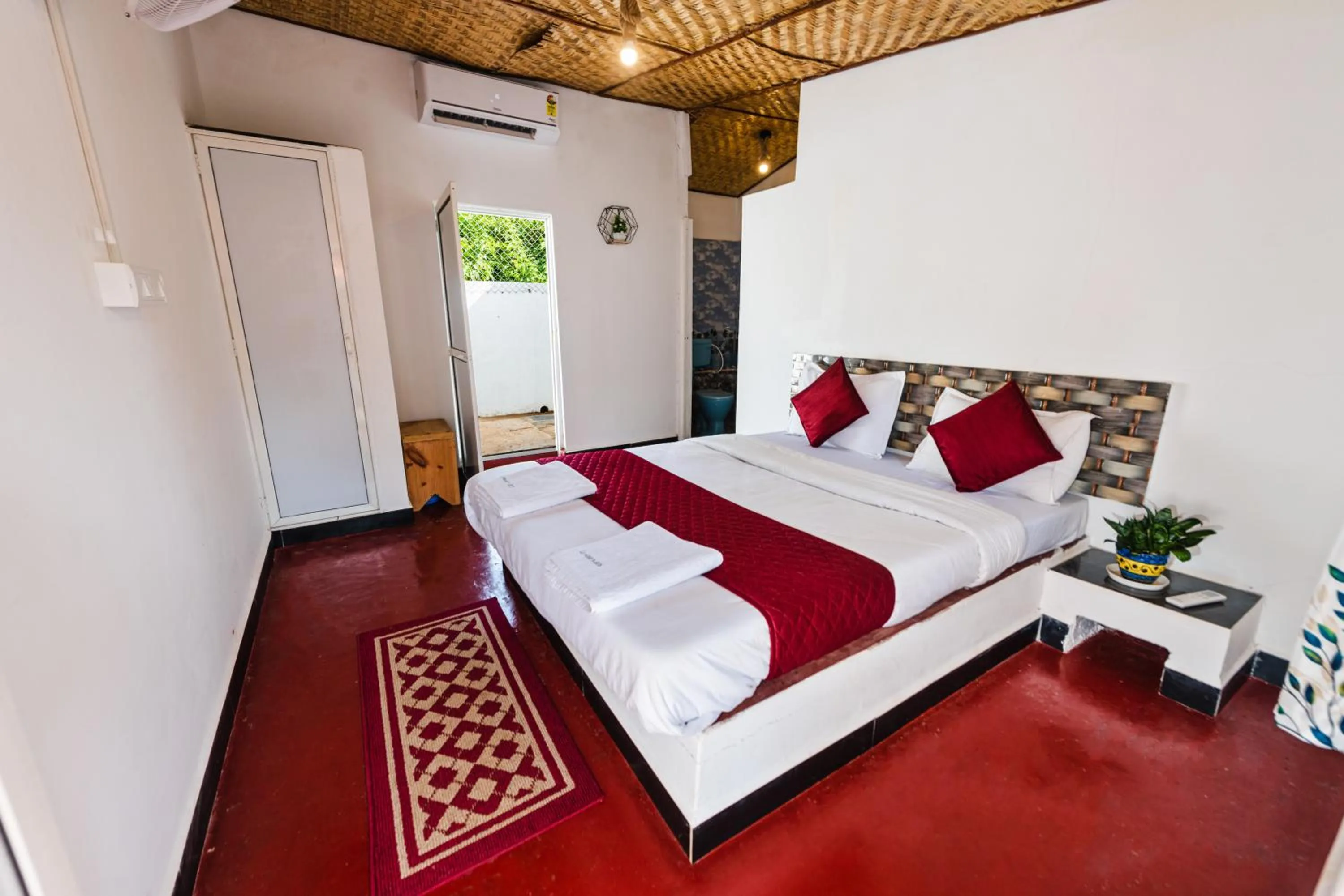 Queen Room with Pool View - single occupancy in Hotel La Paulo's Near Beach Resort