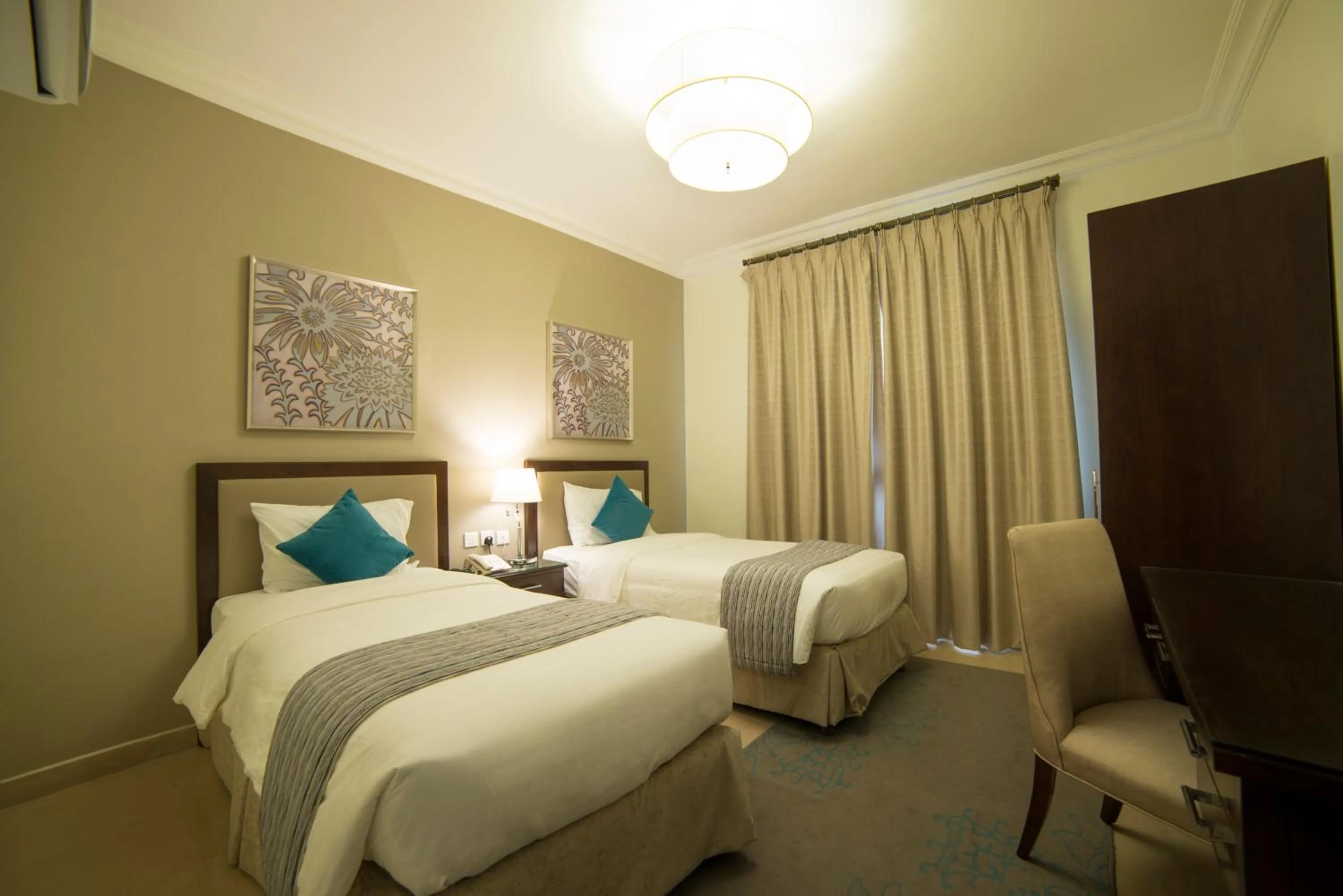 Deluxe Twin Room in Tulip Inn Corniche Dammam