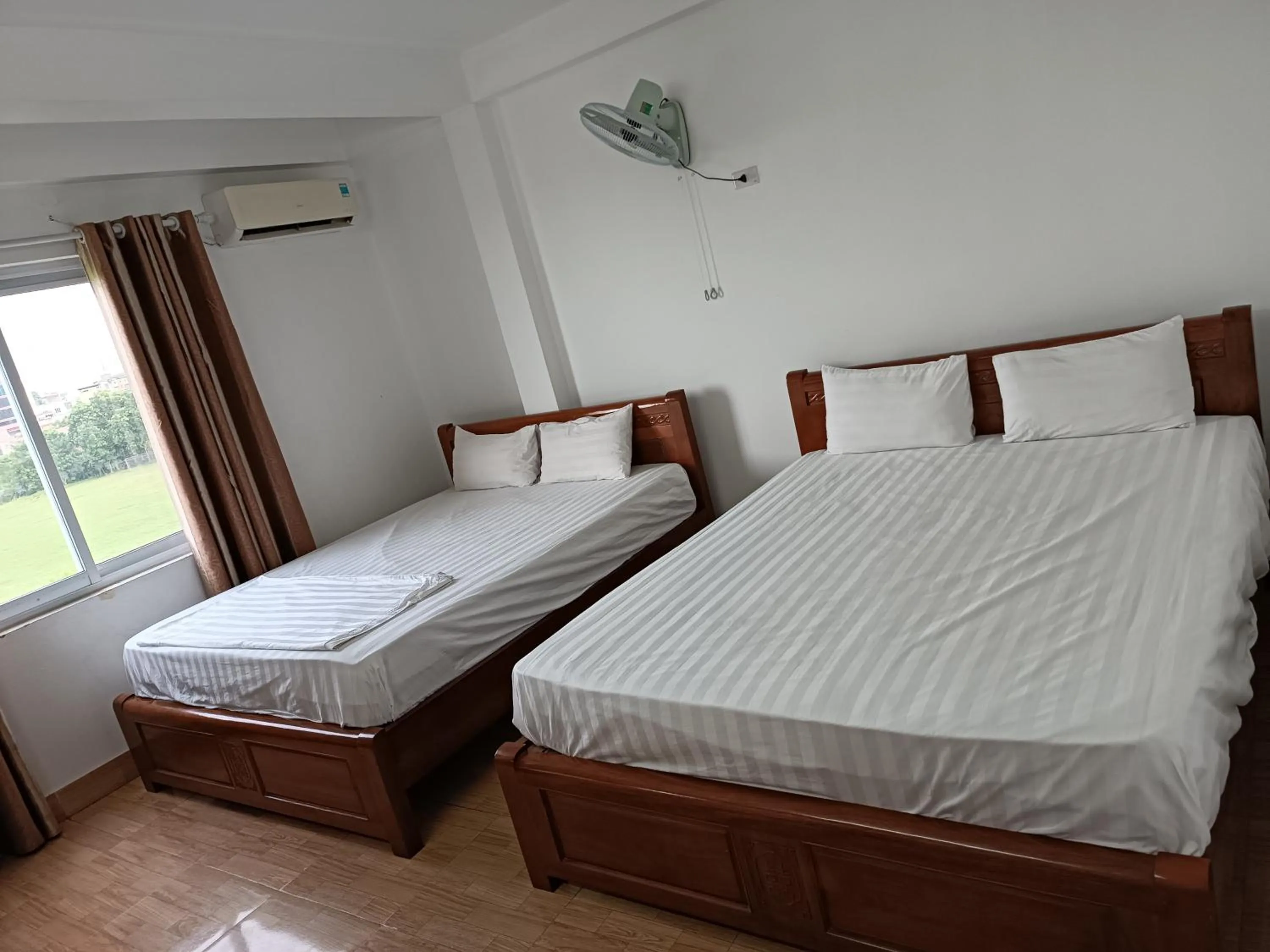 Quadruple Room with Garden View in Anh Duong Hotel