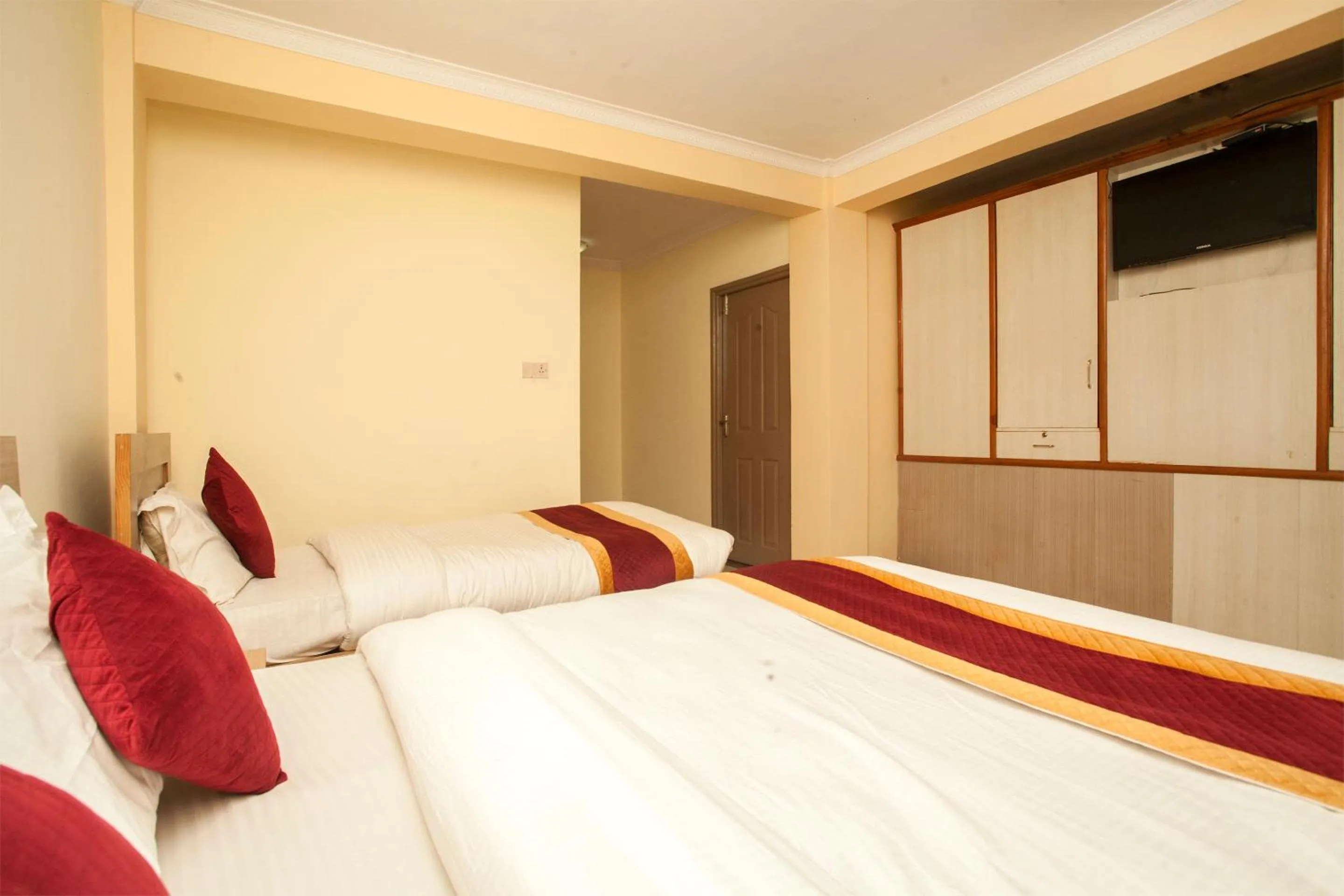 Triple Room in Hotel Mountain Gateway