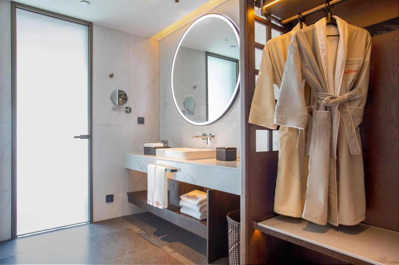 Mah-jongg King Suite with Panoramic View - Non-Smoking in Hawthorn by Wyndham Changsha Furong