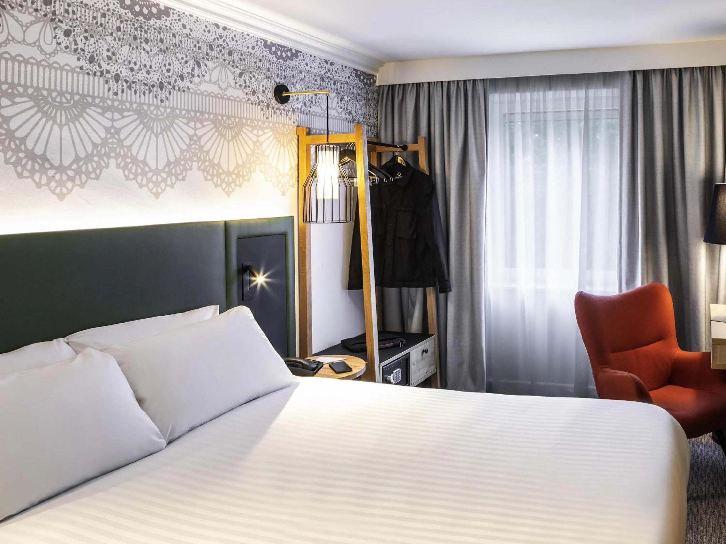 Classic Double Room in Mercure Nottingham Sherwood