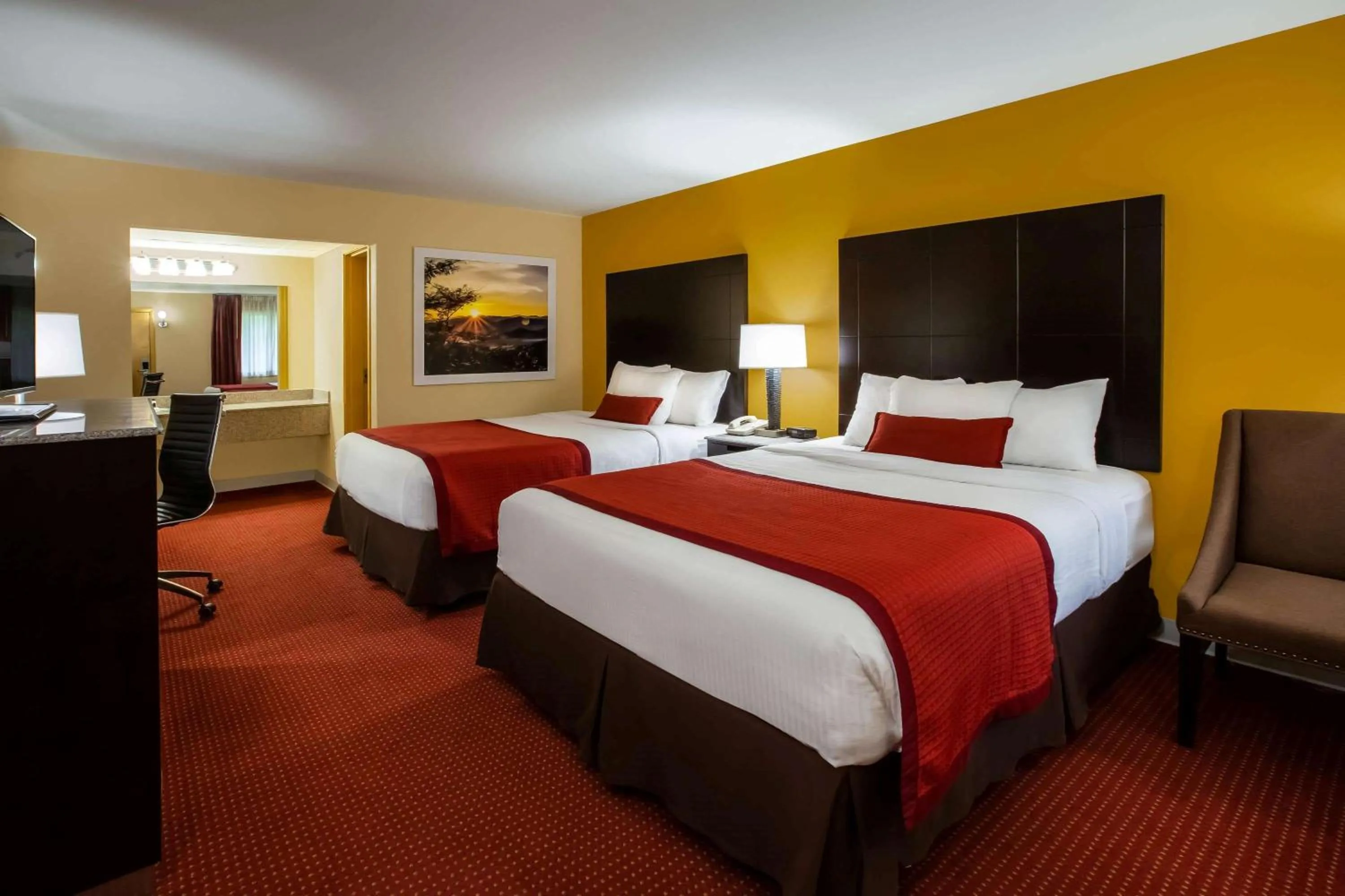 Queen Room with two Queen beds - Non-Smoking - Pool view in Days Inn by Wyndham Donegal