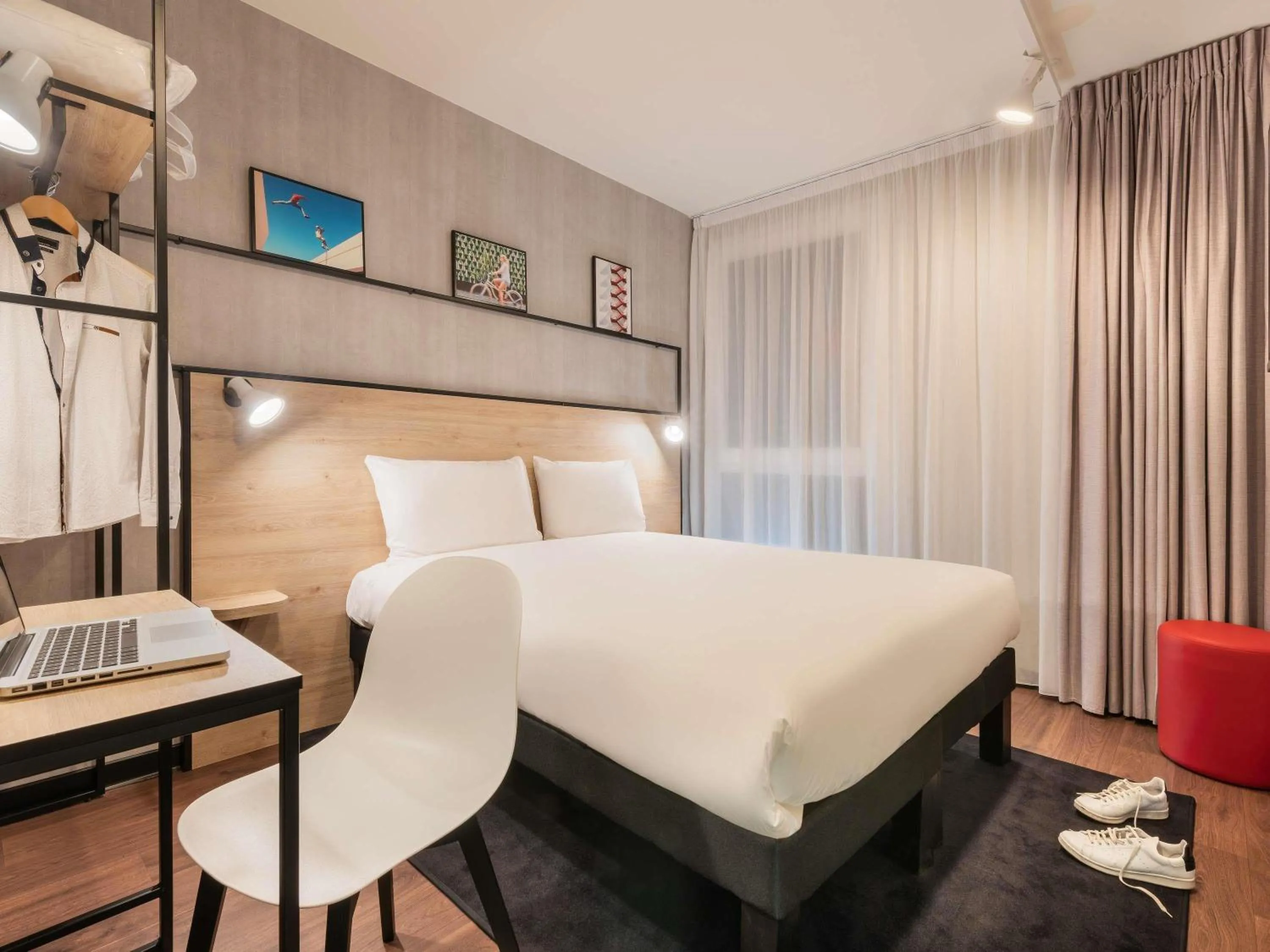 Standard Double Room in ibis Acheres St Germain en Laye