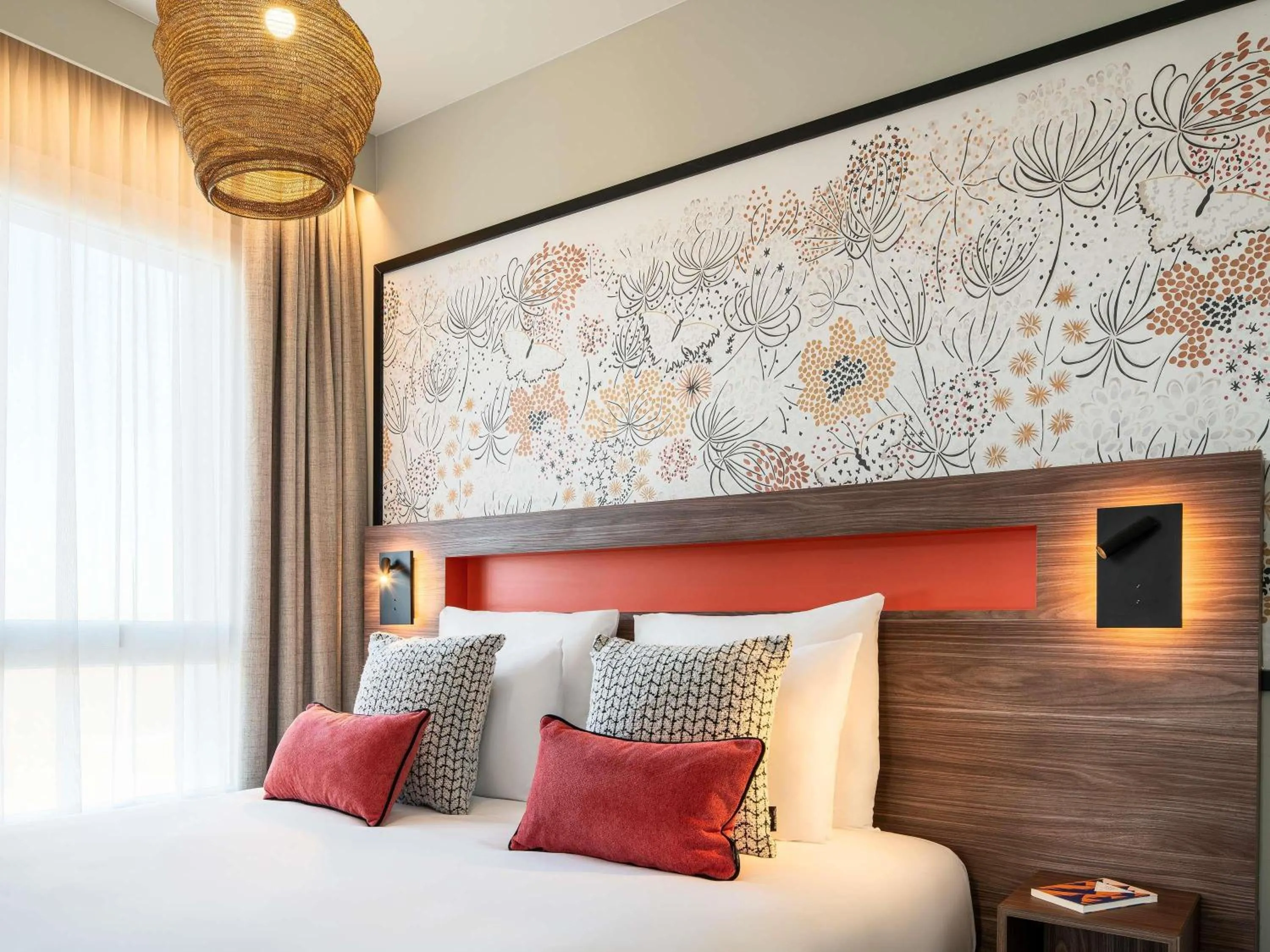 Deluxe King Room in Mercure Achères St Germain en Laye