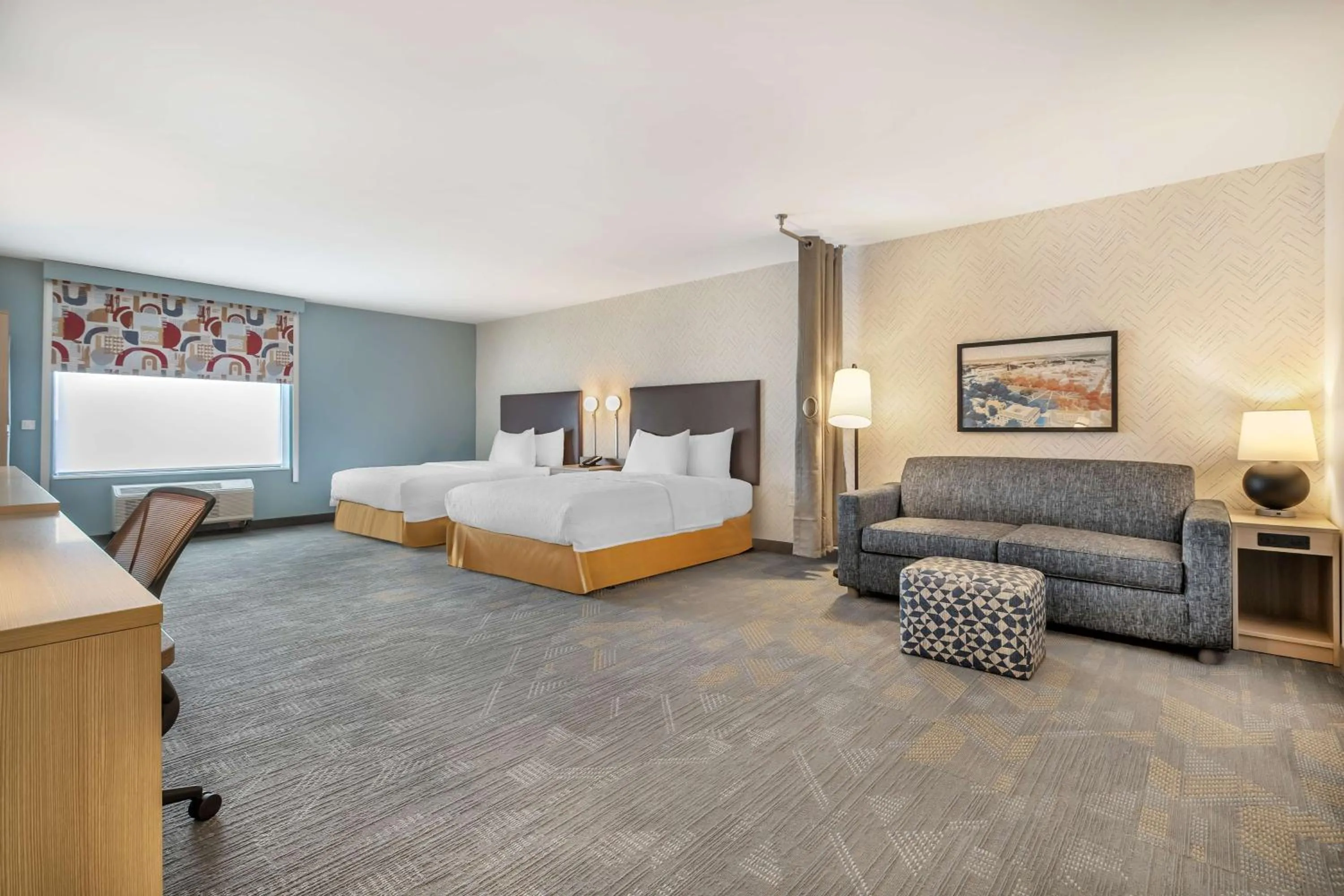 Queen Studio Suite with Bath Tub - Disability Access  in Home2 Suites By Hilton Reynoldsburg Columbus East