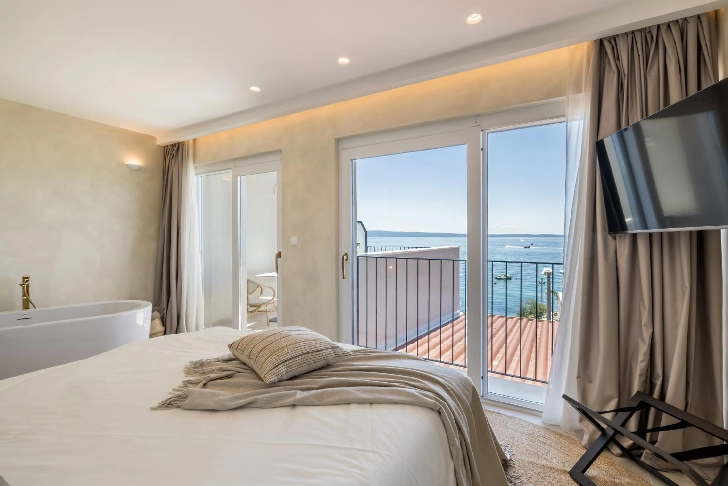 Suite with Terrace in Hotel Aria