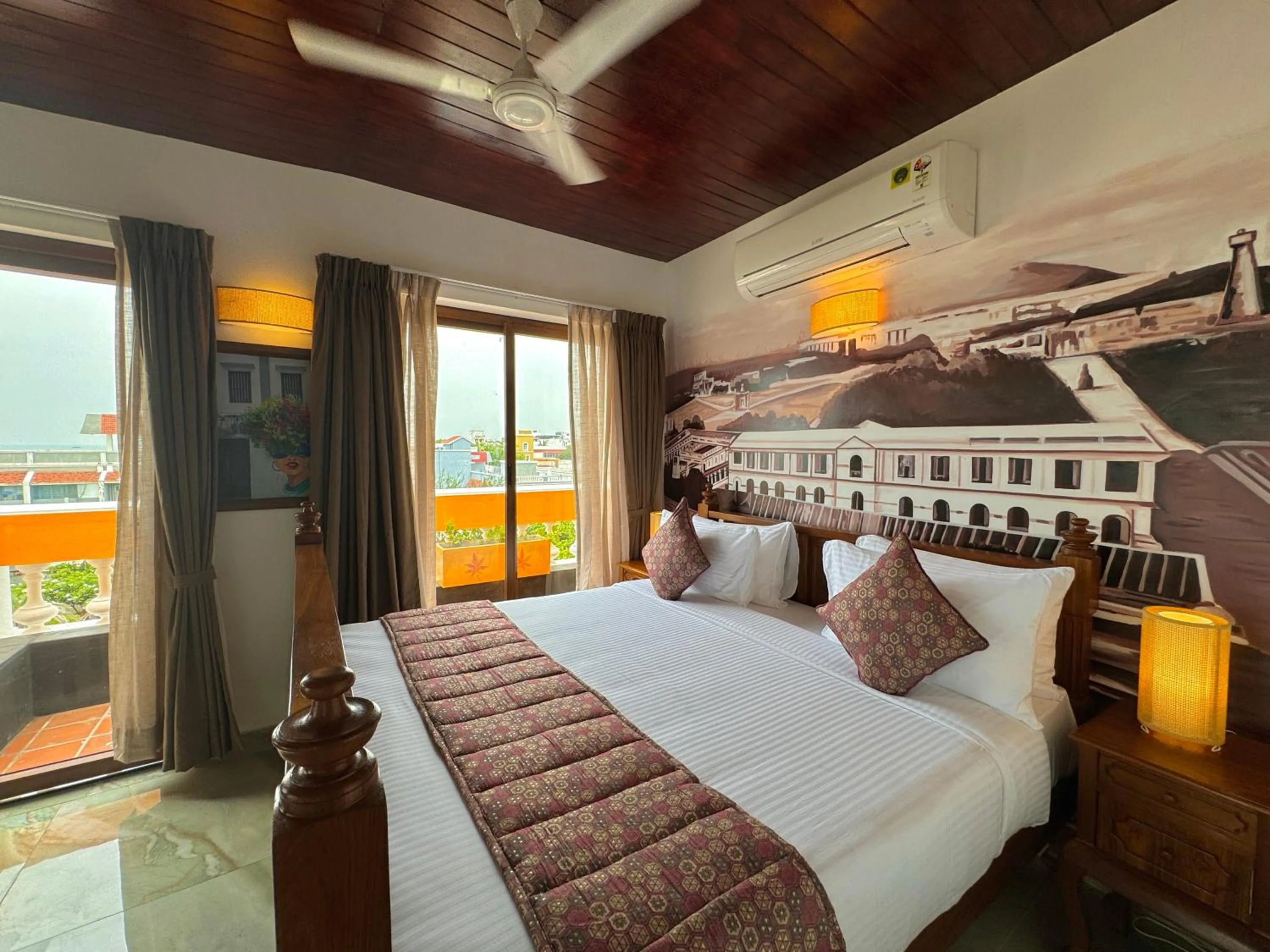 Superior Suite with Sea View in La Plage Seaview Suites