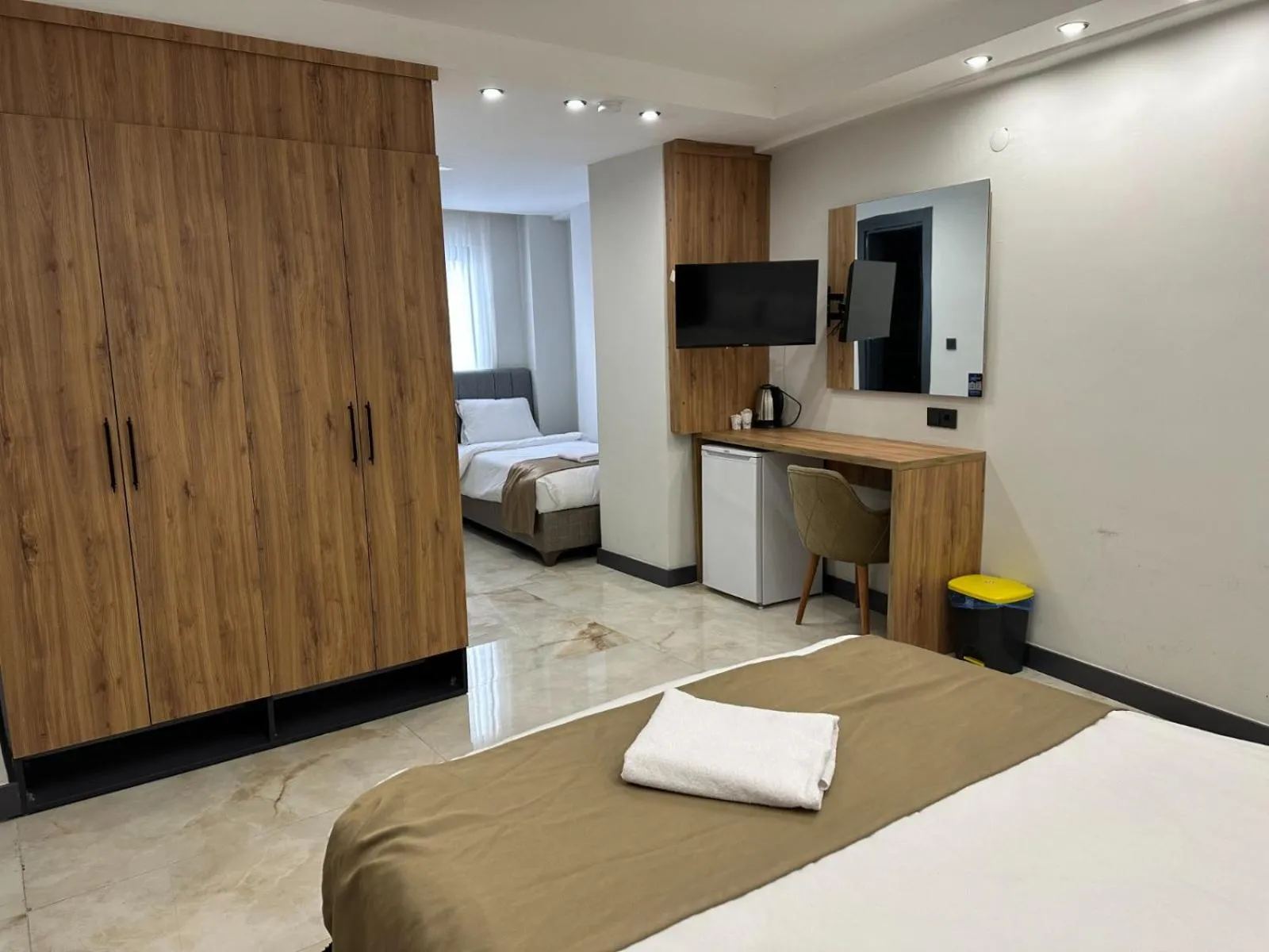 Triple Room with City View in Pars Palas Hotel
