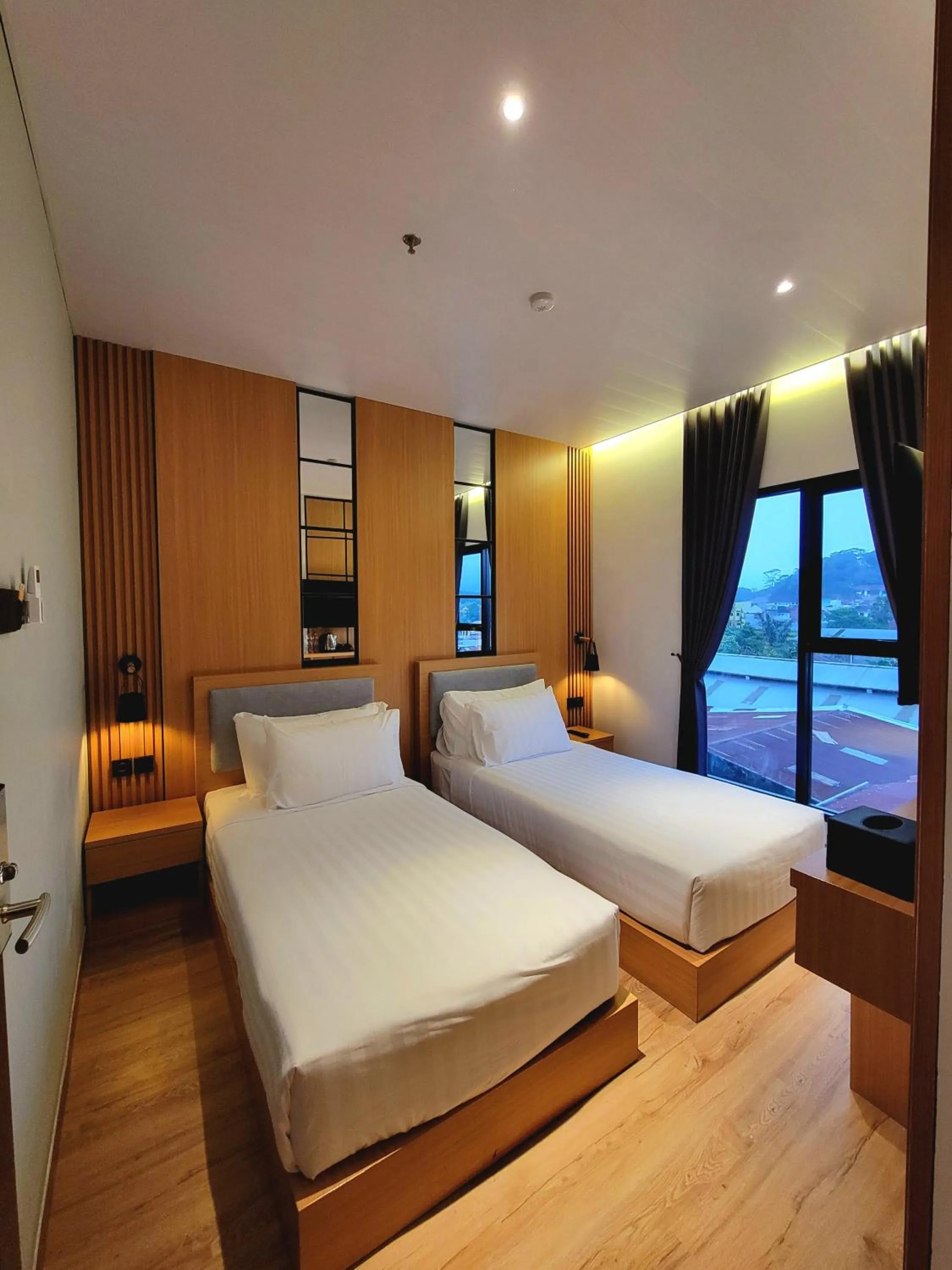 Superior Twin Room in Eagle Hotel Wonosobo, Azana Hotels Collection