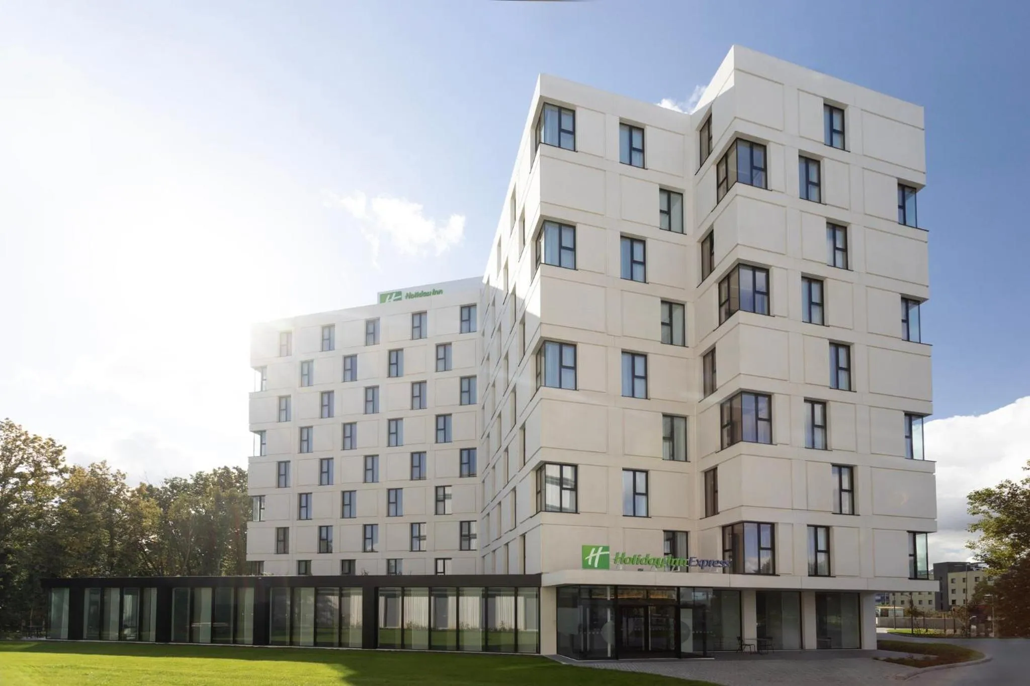 Holiday Inn Express Brussels - Airport by IHG